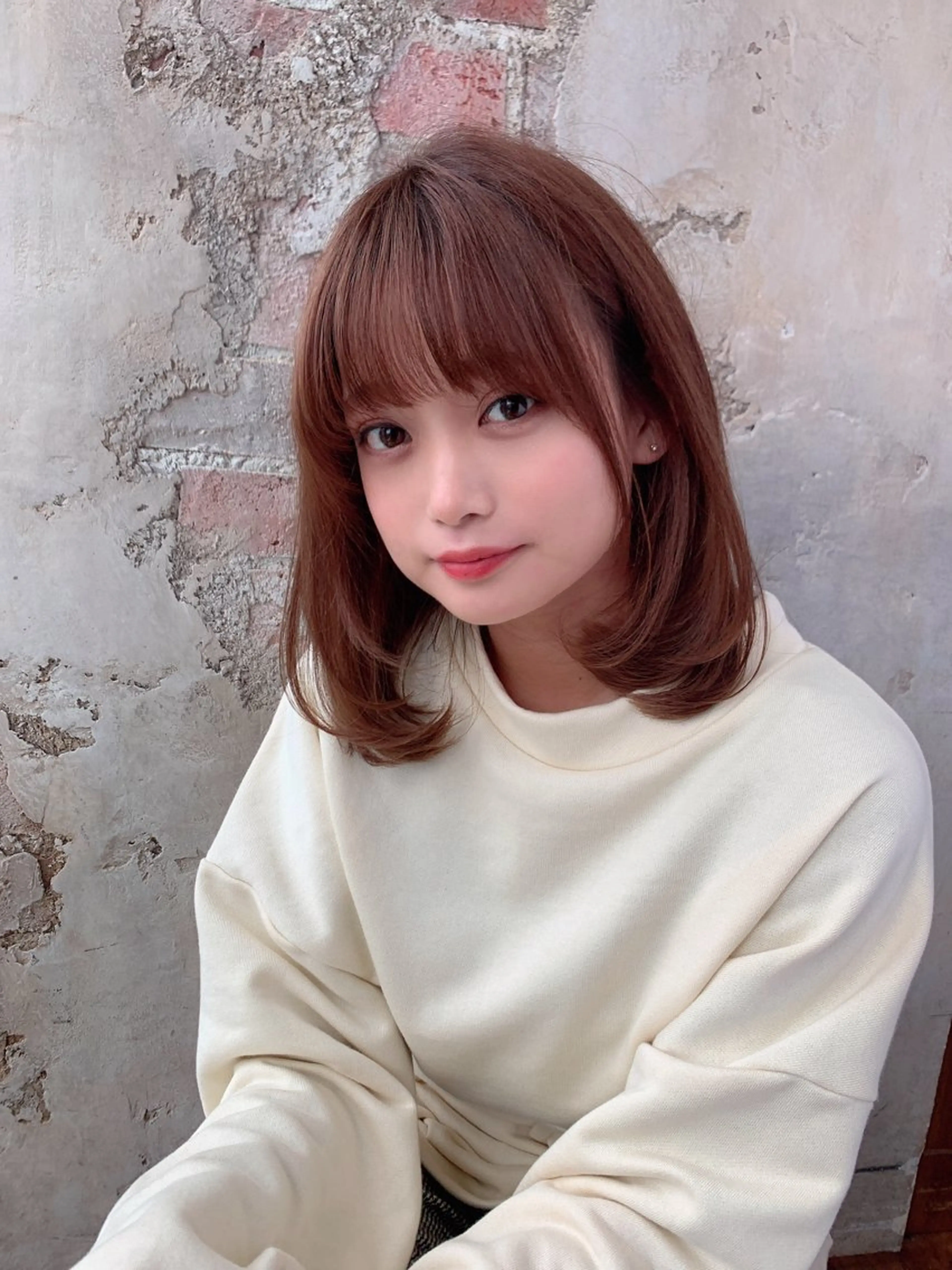 ミディアム カット ヘアカラー トリートメント 新宿✨顔周りカット 韓国ヘア/坂本亜裟海のヘアスタイル