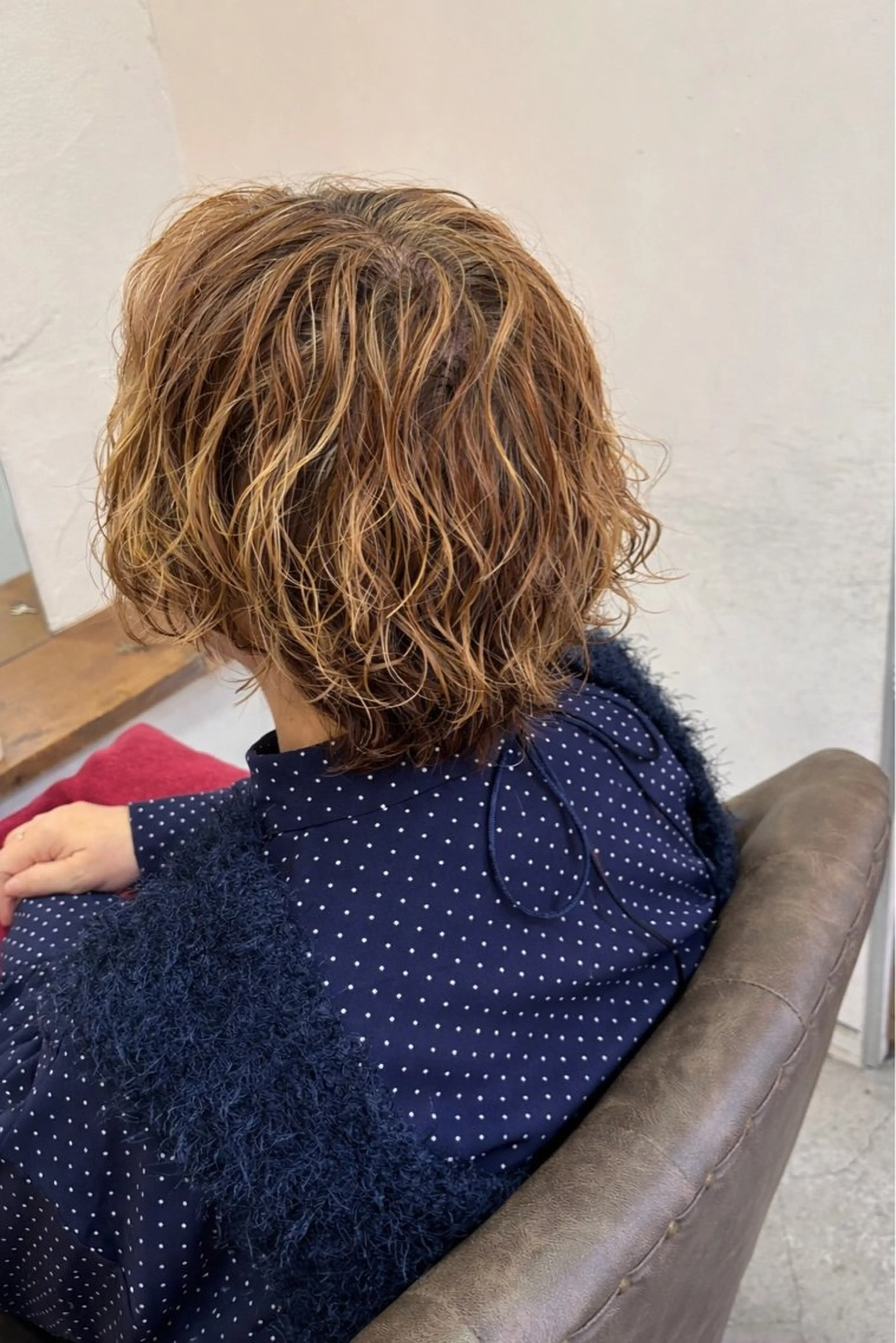 ショート パーマ ショート・パーマ・デ ザインカラー/むつみのヘアスタイル