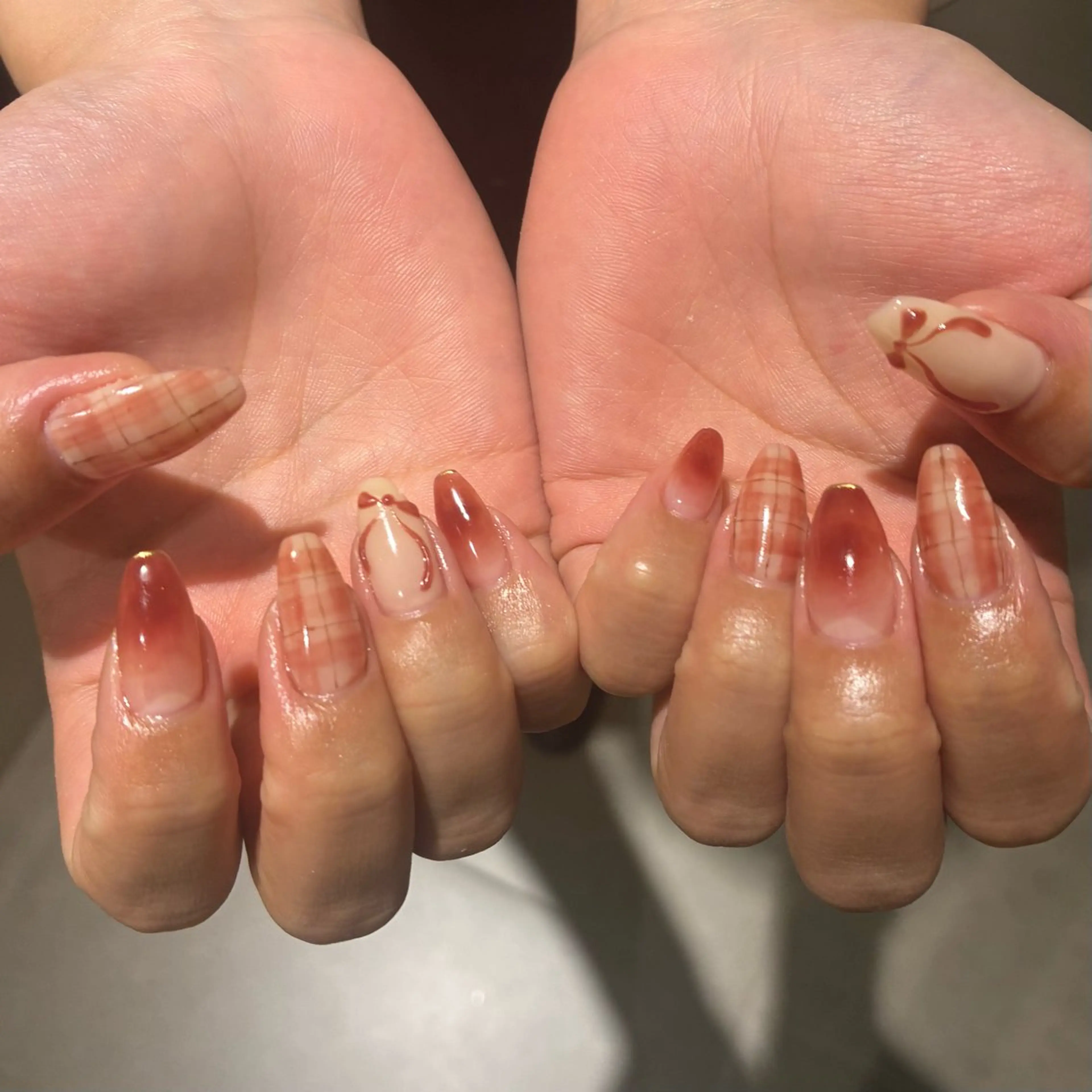 ネイル ハンドネイル WAVY airiのネイルデザイン