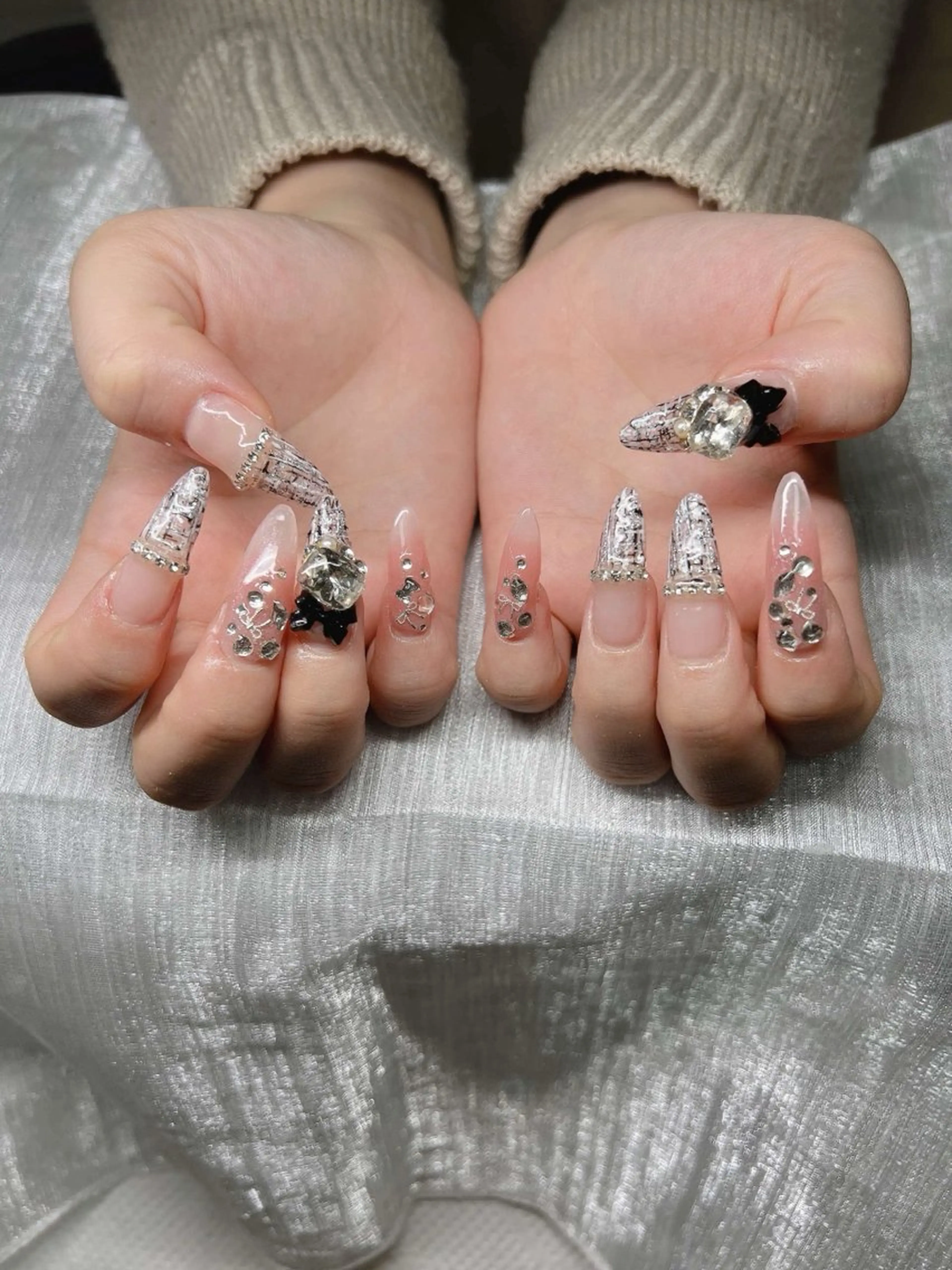 ネイル オーロラネイル チークネイル 長さ出し フットネイル フレンチネイル Lee Nails チップ長さだし専門店のネイルデザイン
