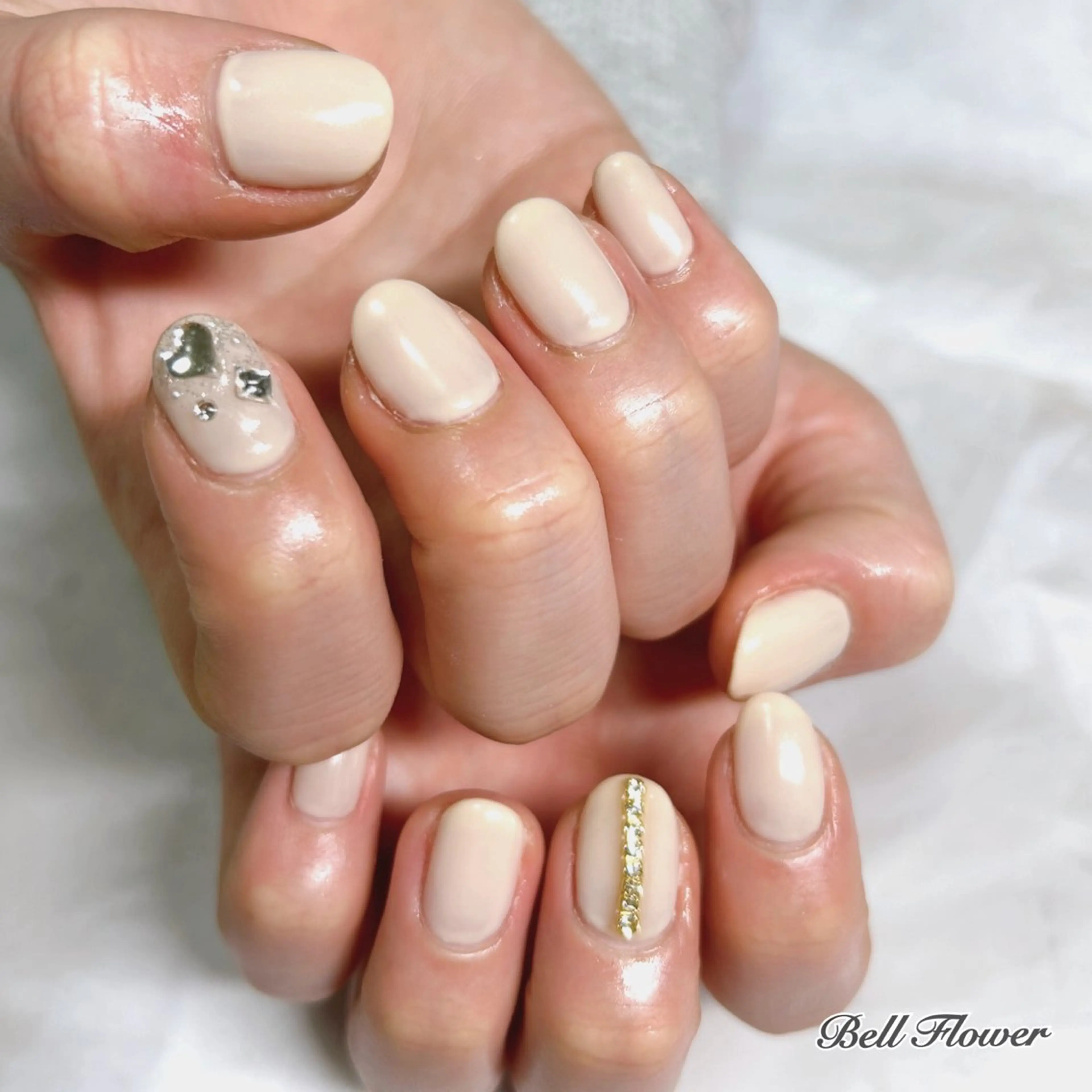 ネイル ハンドネイル Bell Flowerのネイルデザイン