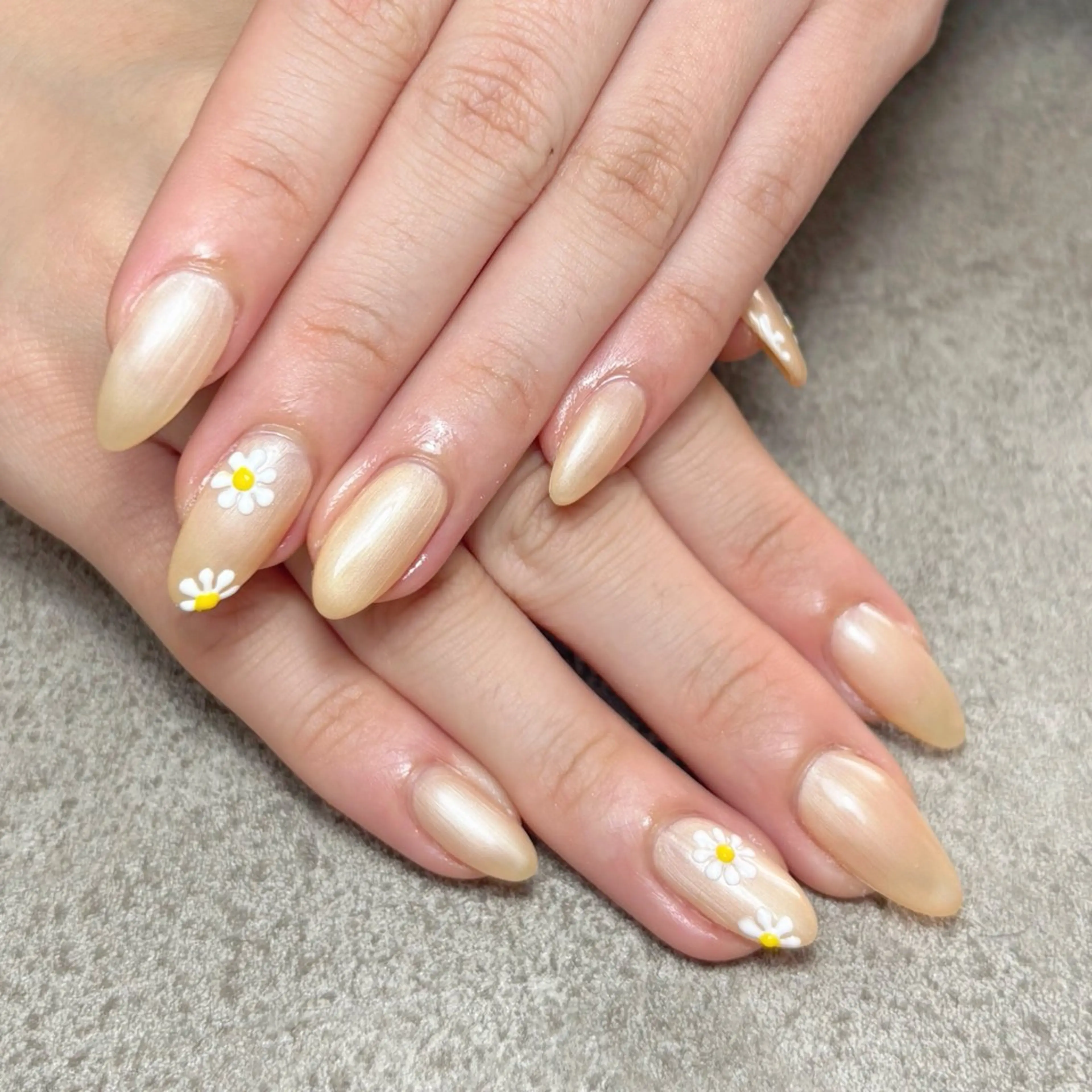 ネイル ハンドネイル nailroom DIASOMNIAのネイルデザイン