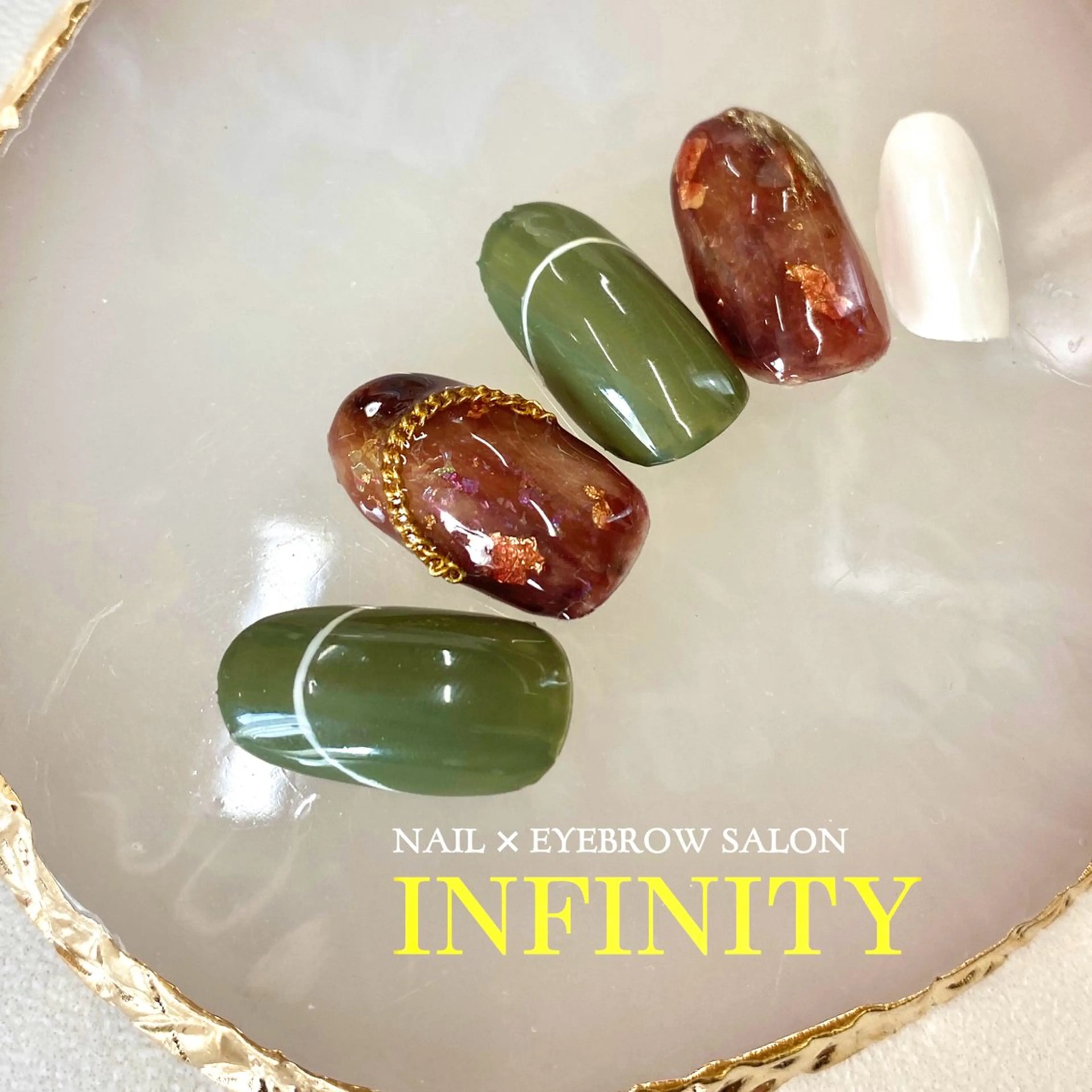 ネイル べっ甲ネイル 持ち込み INFINITY所属・INFINITY Sachiのネイルデザイン