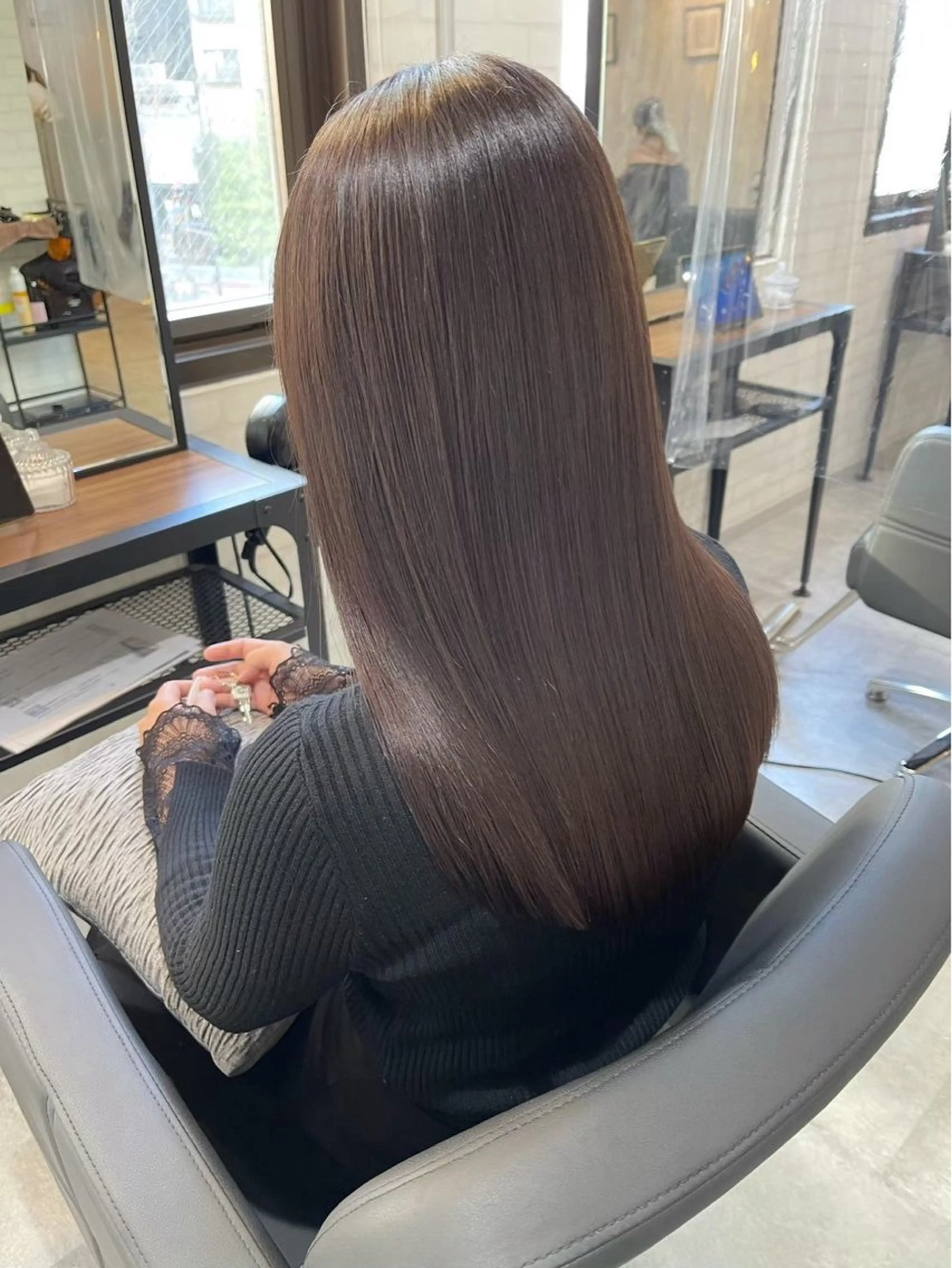 ロング カラー Zina 蓮/博多 /艶髪/髪質改善特化のヘアスタイル