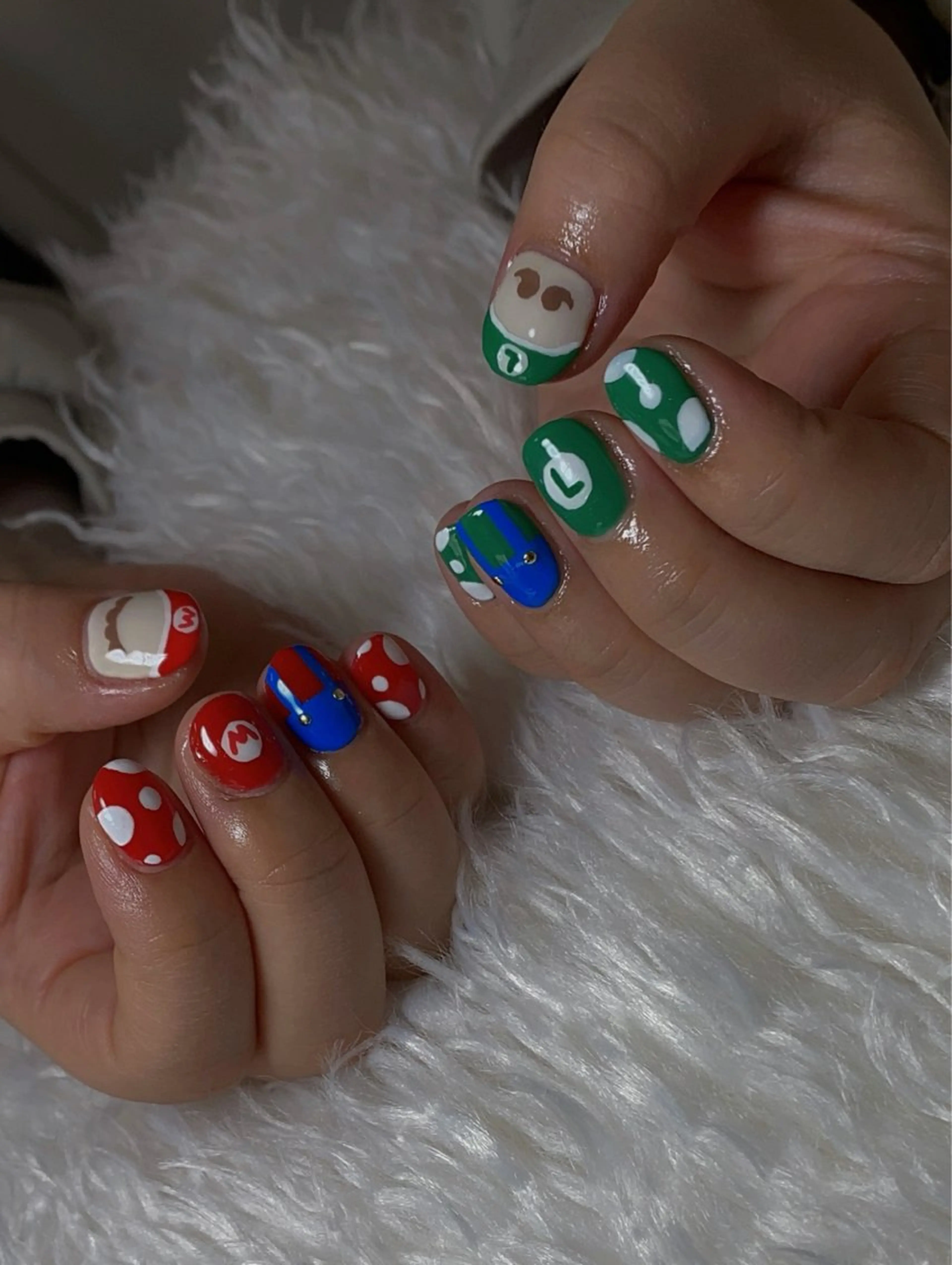 ネイル ハンドネイル n o q r m. n a c h iのネイルデザイン