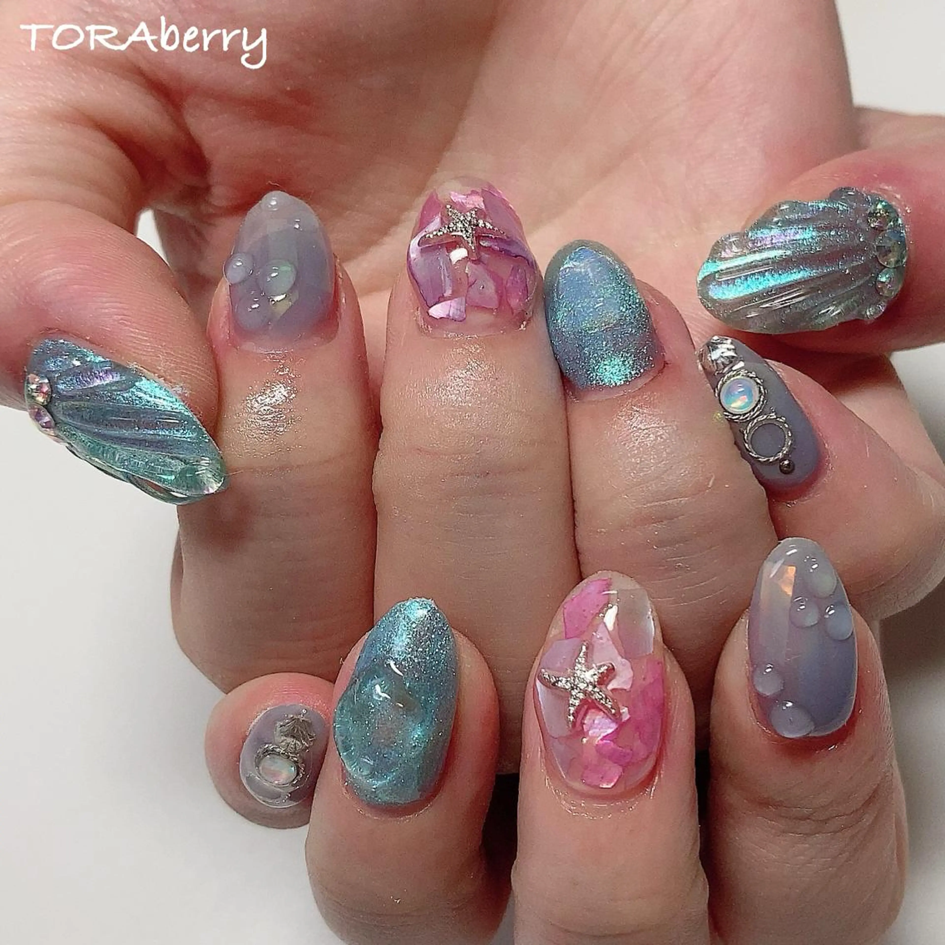 ネイル 夏ネイル ハンドネイル ネイリスト なつみのネイルデザイン