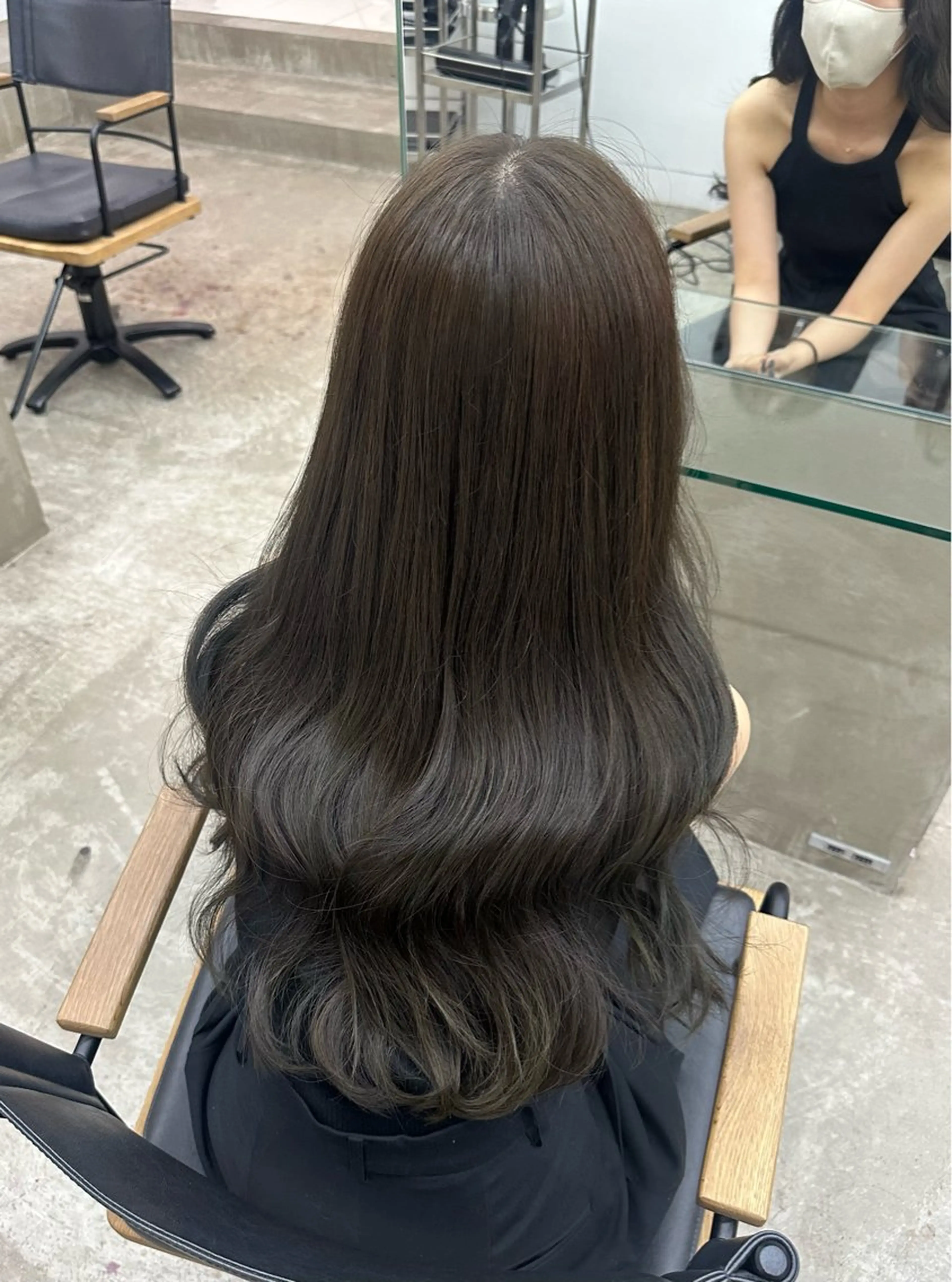 ロング カラー 透明感カラー YOSHINO AIKOのヘアスタイル