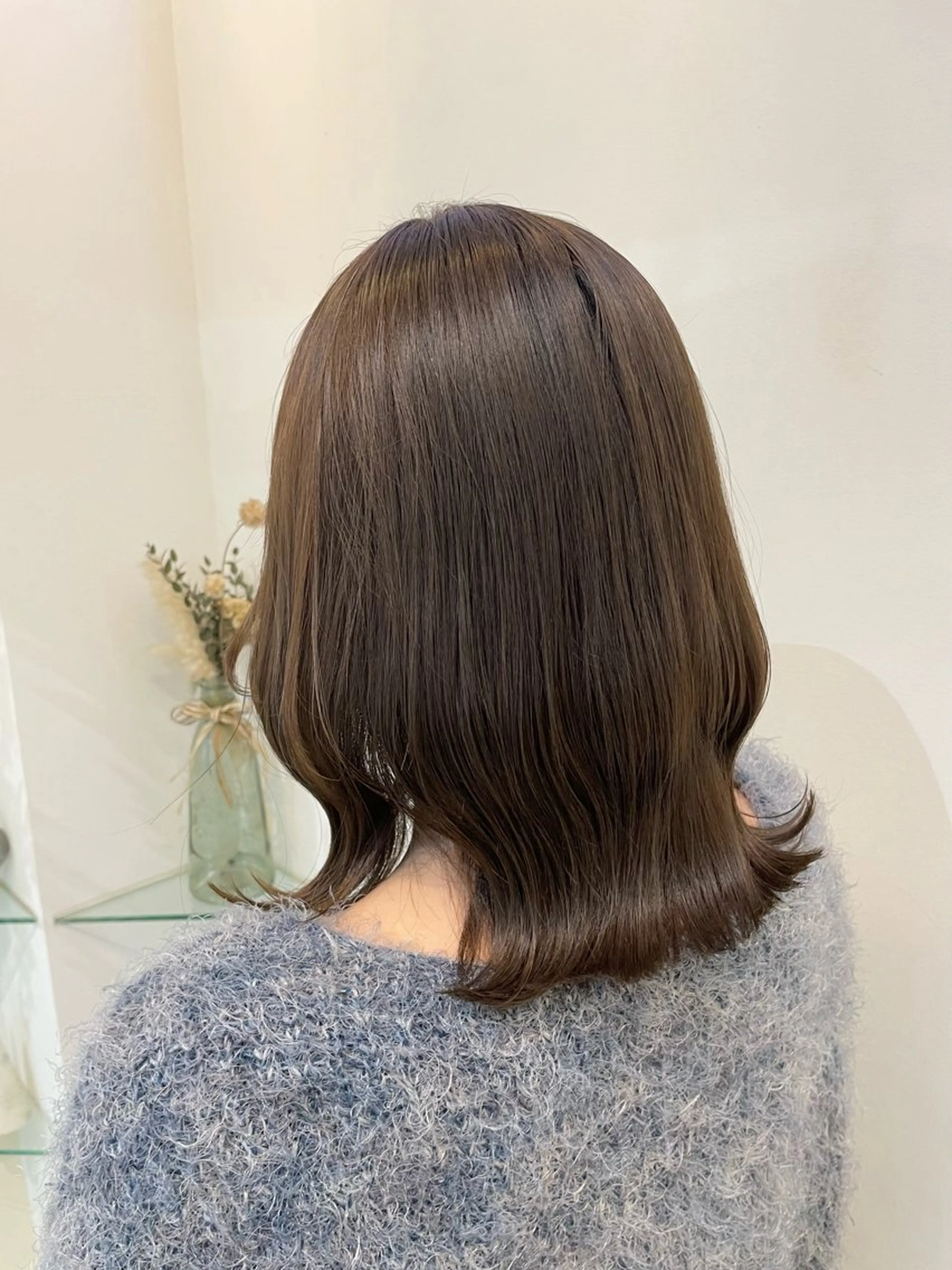 ミディアム カラー カット ヘアカラー トリートメント 髪質改善カラー🤍 エクステ✨君島由実子のヘアスタイル