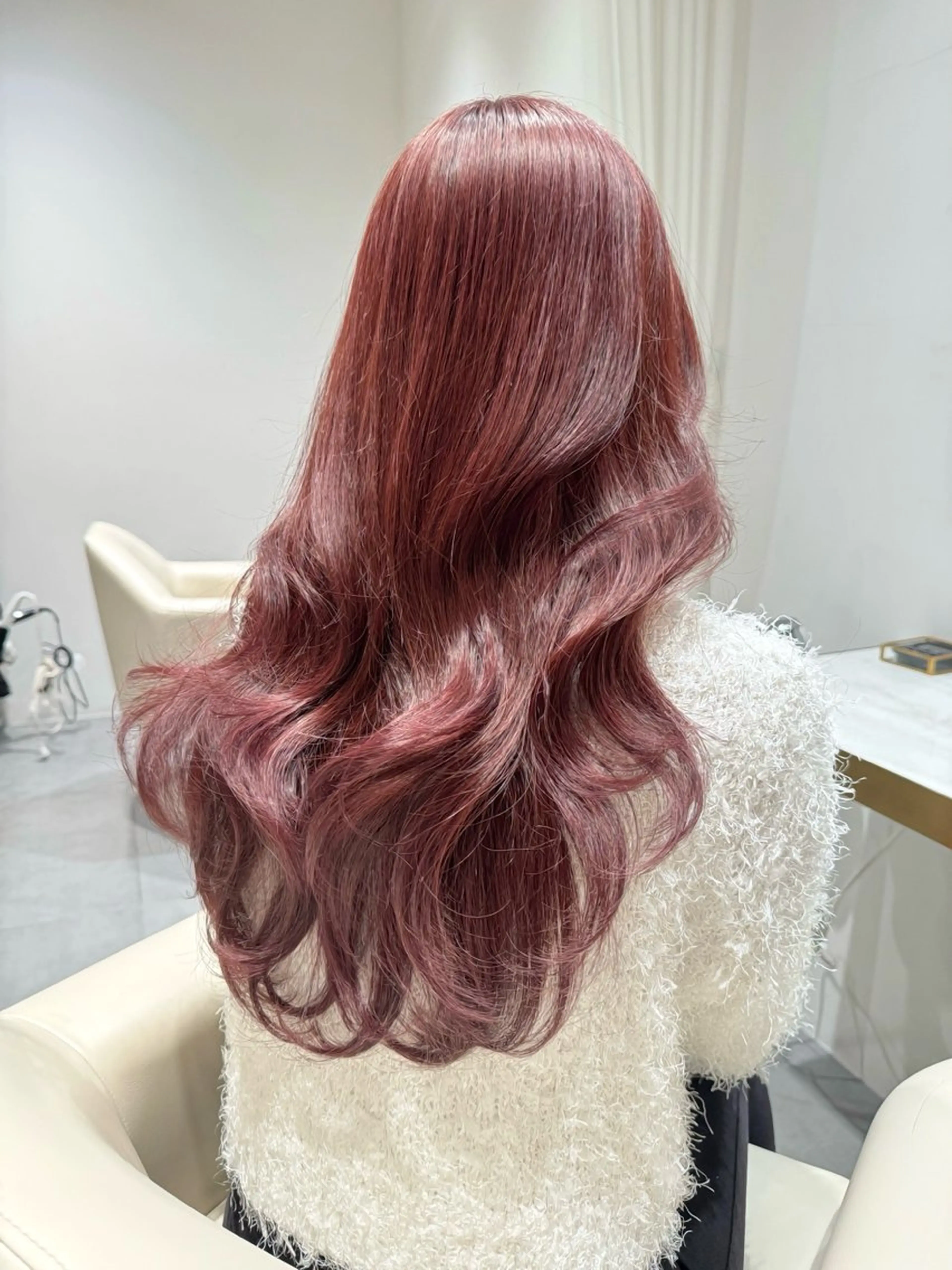 ロング カラー カット ヘアカラー トリートメント ヘッドスパ ヘアセット 韓国ヘア/レイヤー/ 顔まわり/りょーとのヘアスタイル