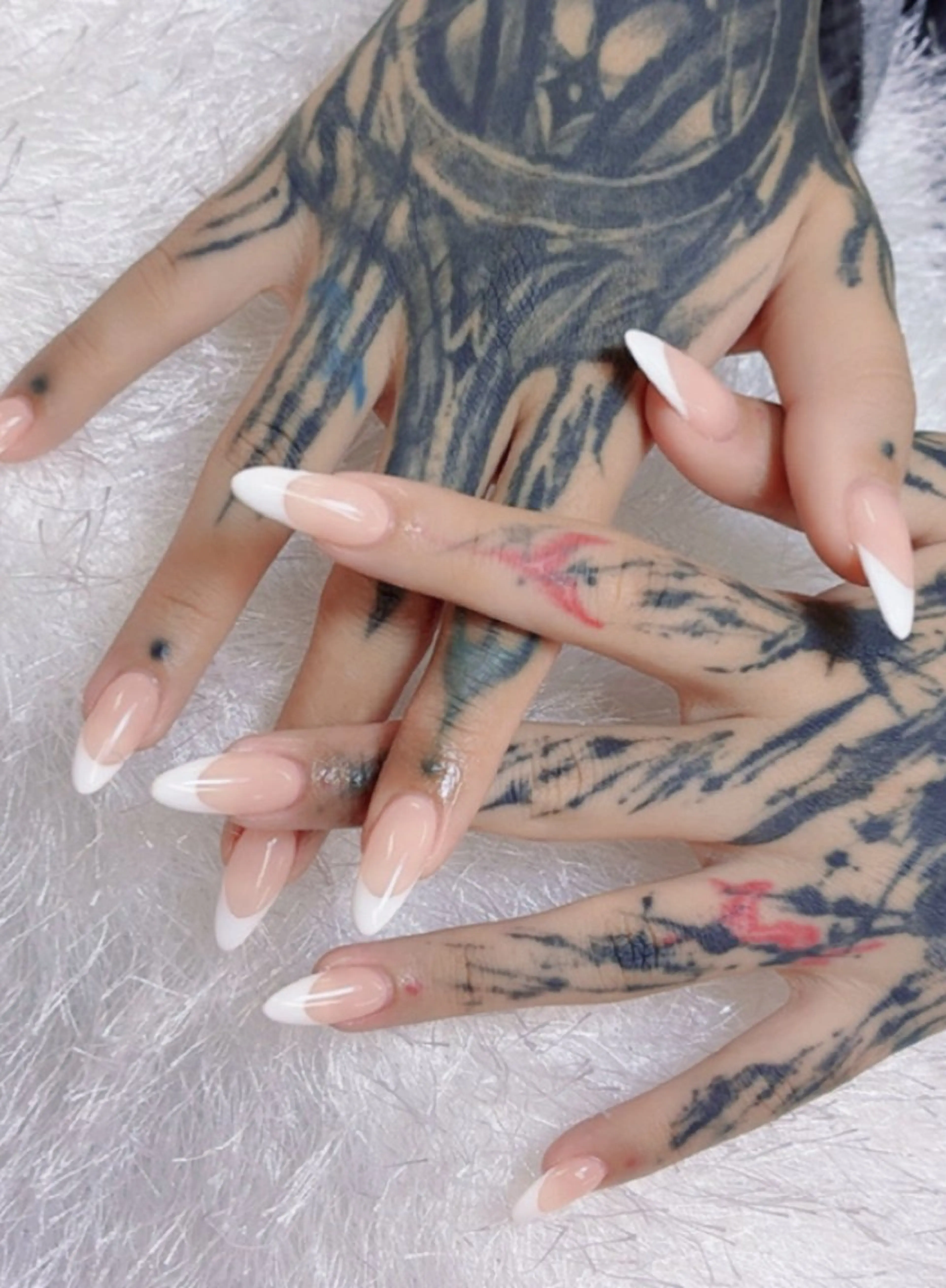 ネイル ハンドネイル 佐藤 依娜のネイルデザイン