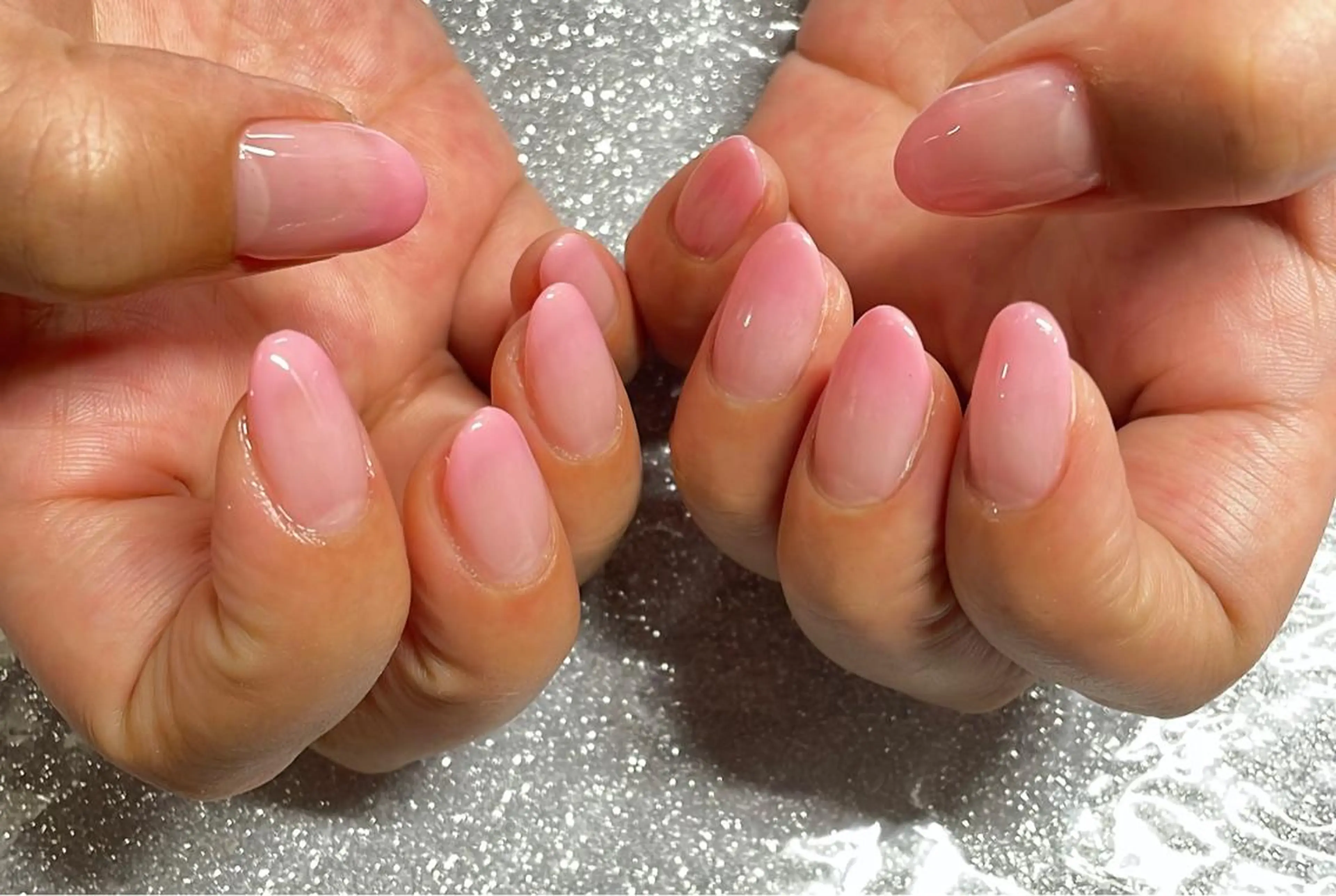 ネイル VIERU 🌈🎀💖のネイルデザイン