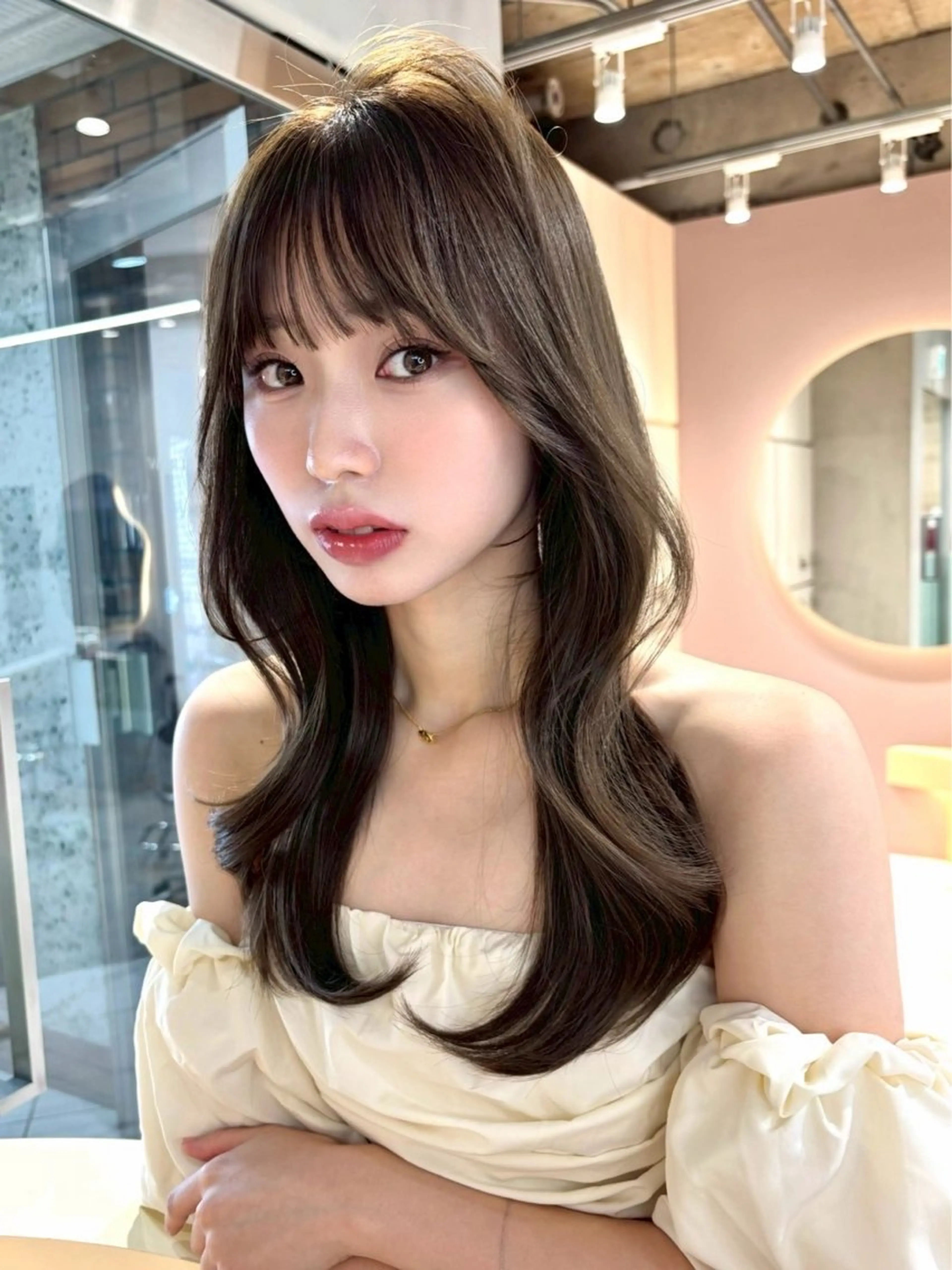 ロング ロングレイヤー くびれヘア 顔まわりレイヤー 顔周りカット ハッシュカット カット ヘアカラー トリートメント 大宮🤍縮毛矯正 レイヤー🪽なるのヘアスタイル