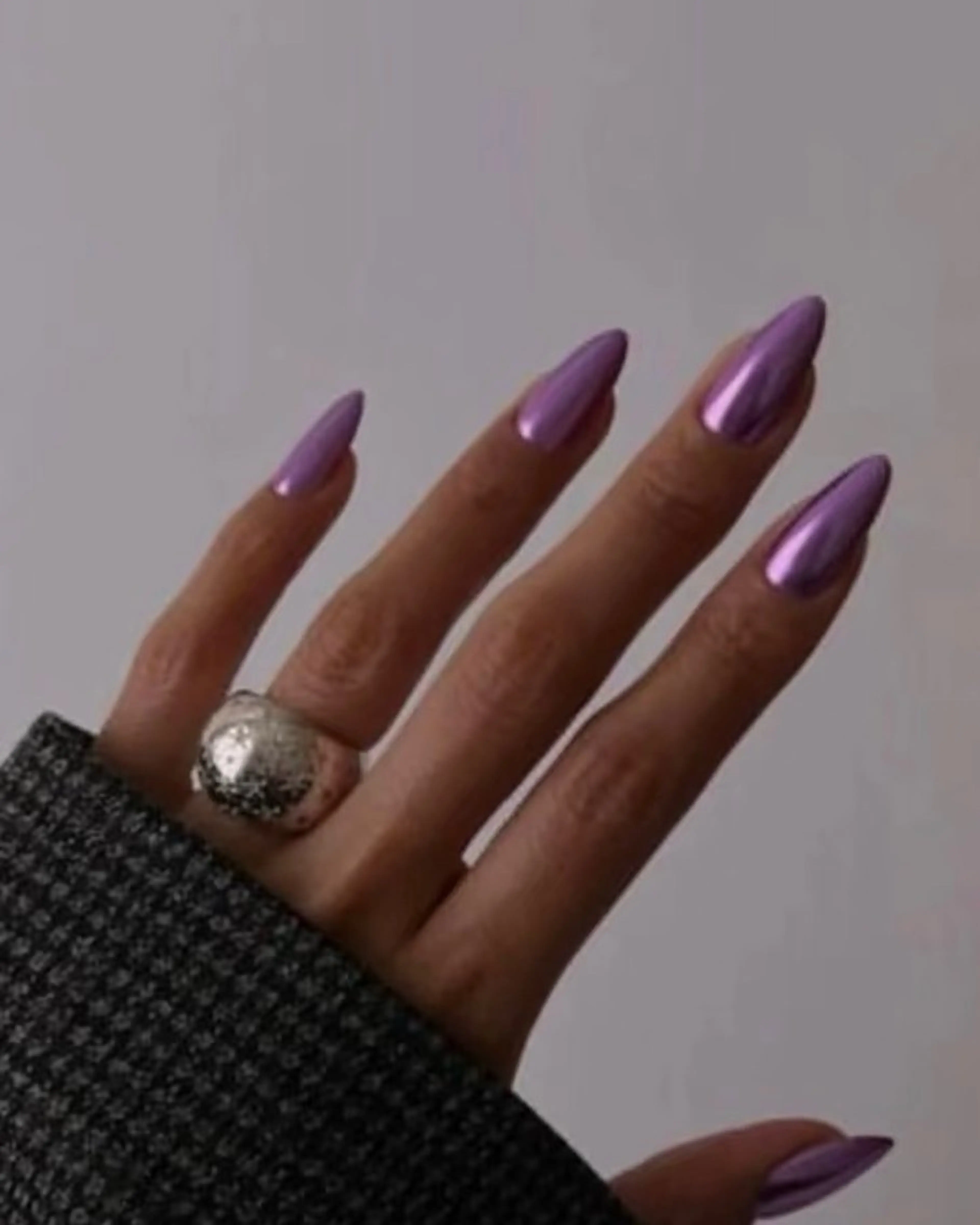 ネイル 高木 維麗絲のネイルデザイン