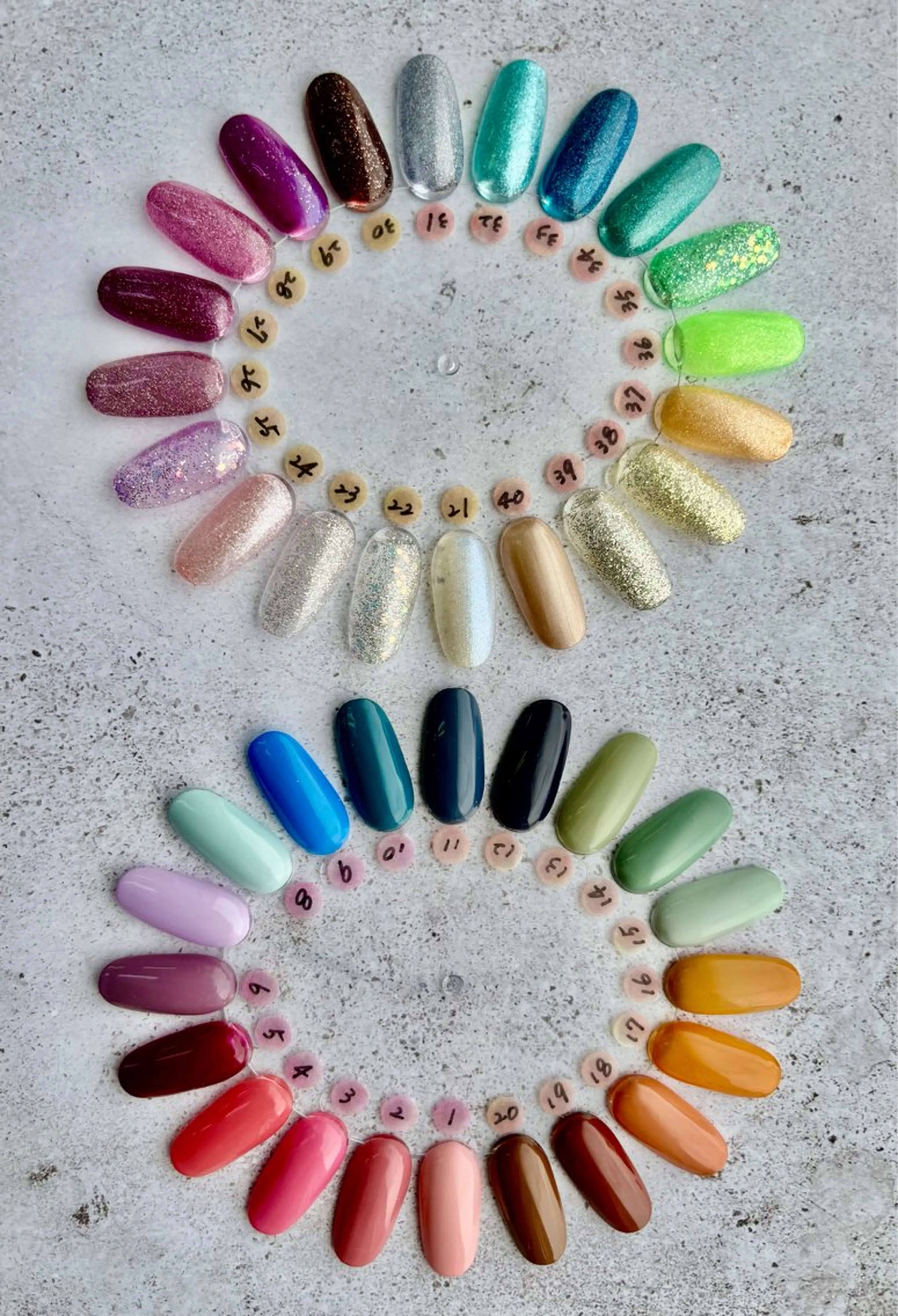 (オフあり)フレンチ＋ラメラインの写真