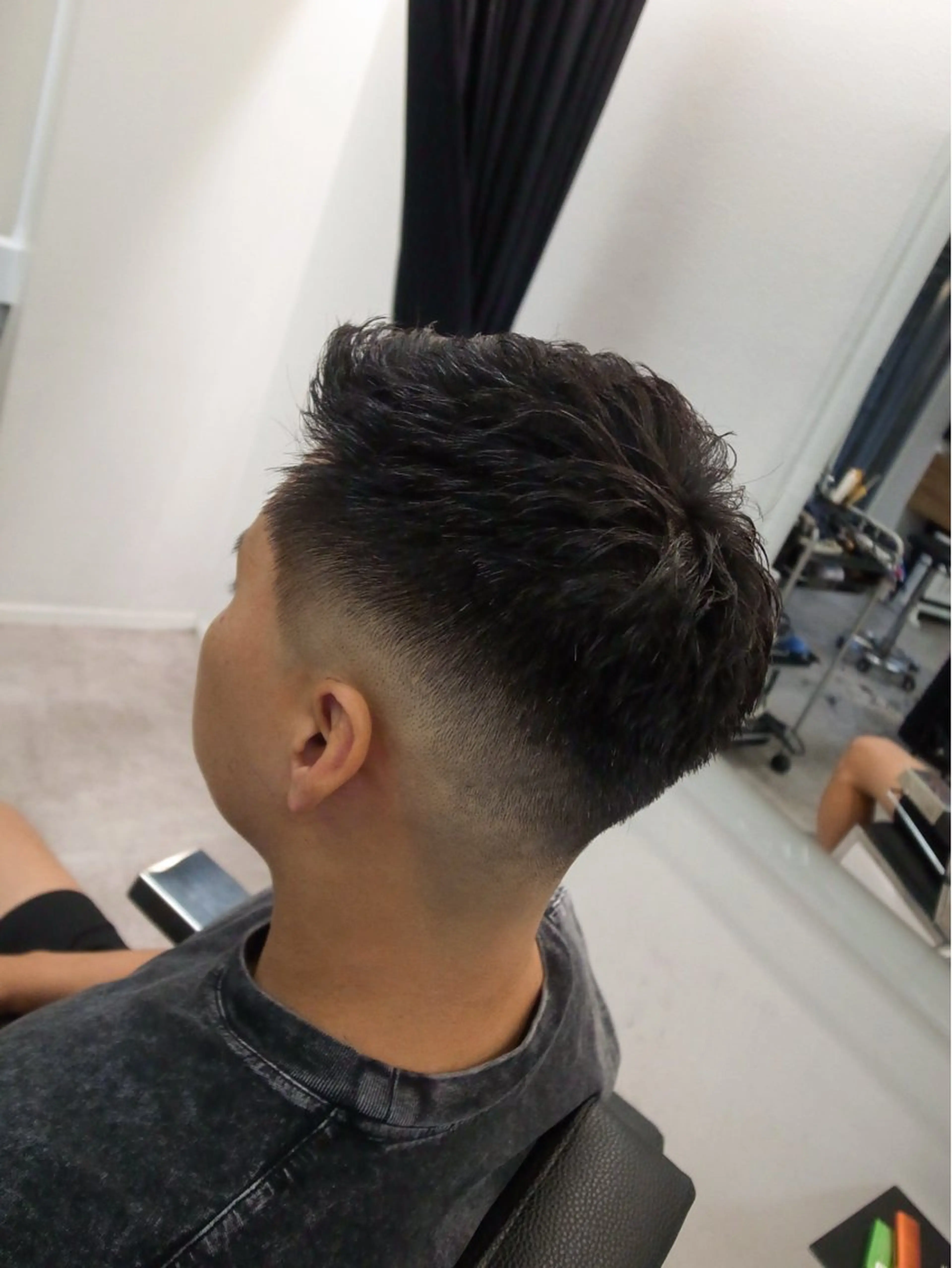 ミニモ学割💈U24メンズバーバーカット(フェード、スキンフェード可)+選べるクイックヘッドスパ(ミントor炭酸)の写真