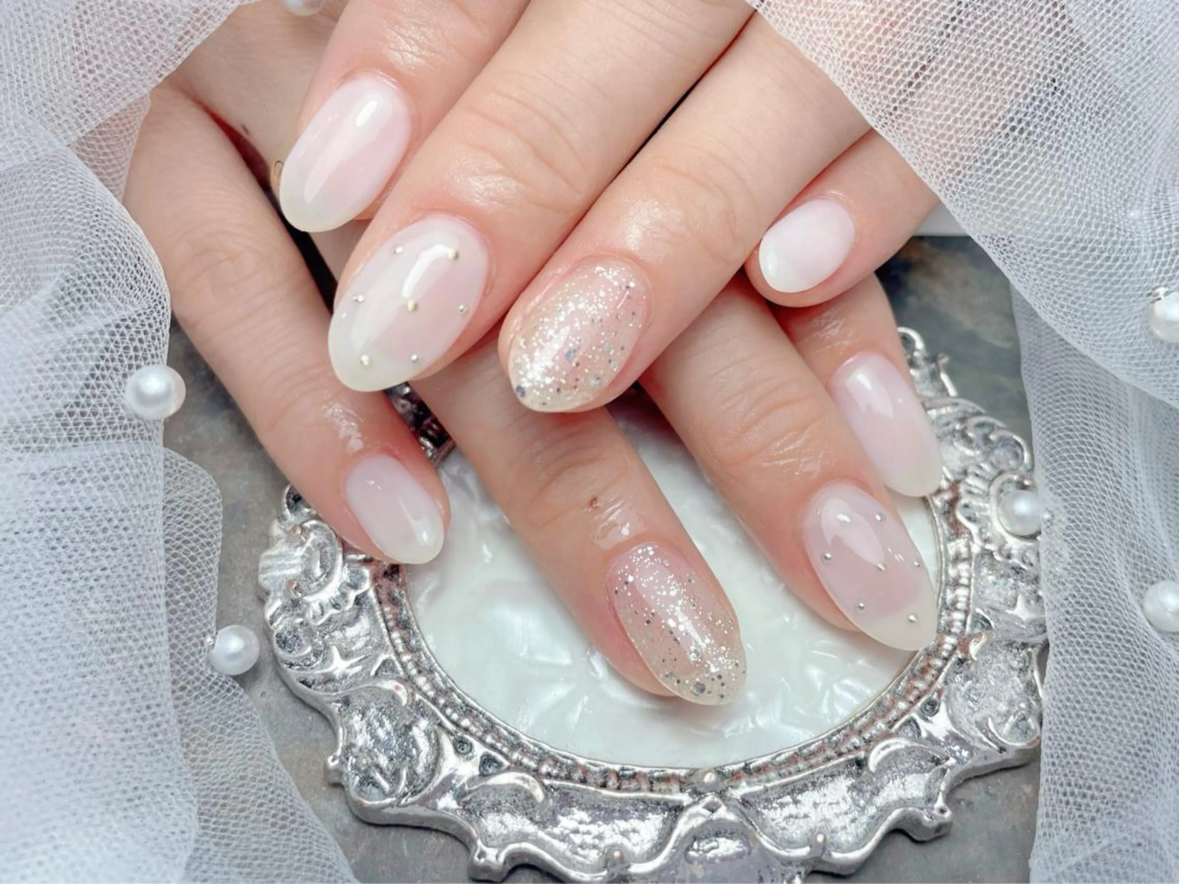 ネイル ハンドネイル マジック ミラーのネイルデザイン