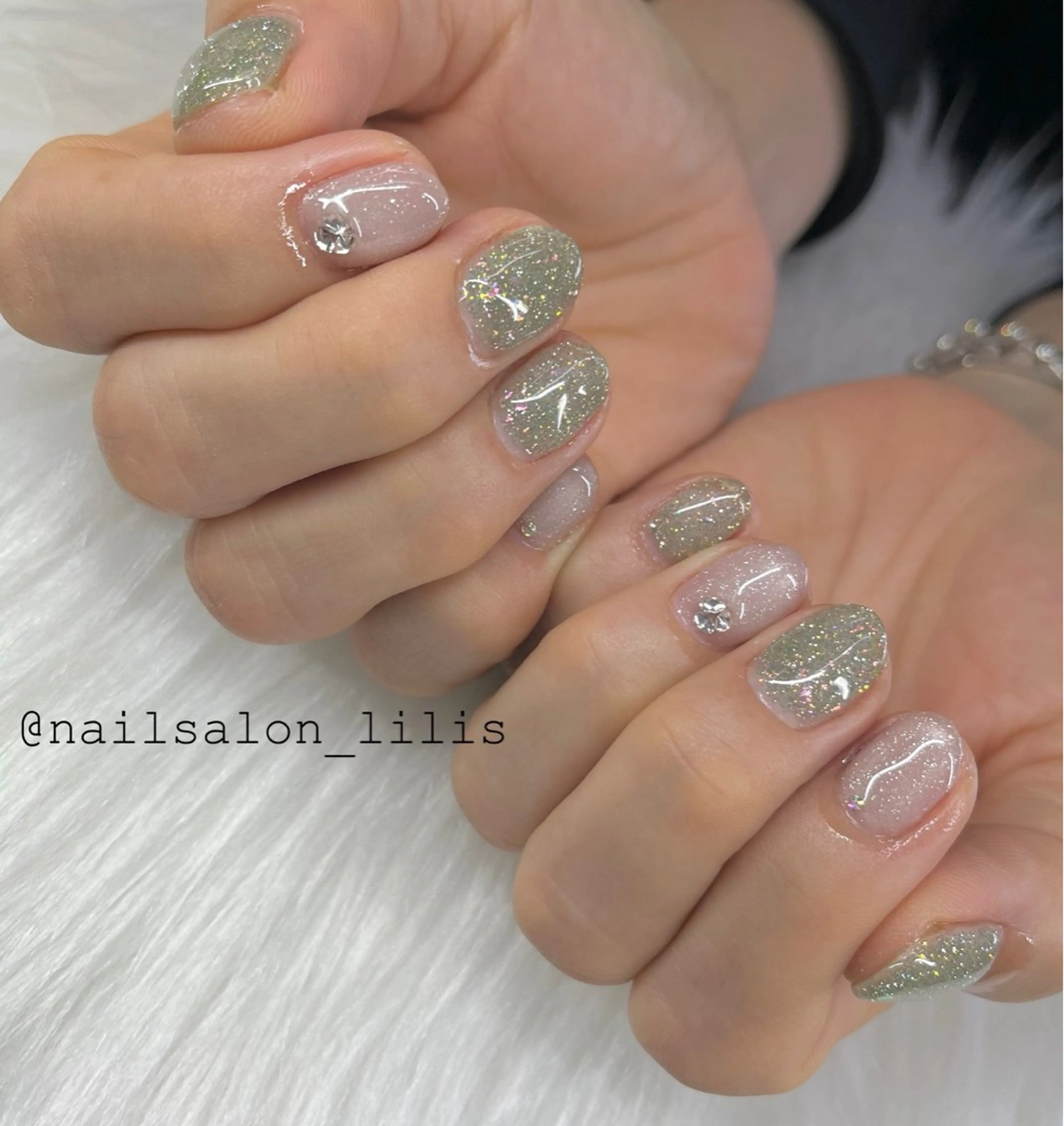 ネイル オフィスネイル nailsalon Lilisのネイルデザイン