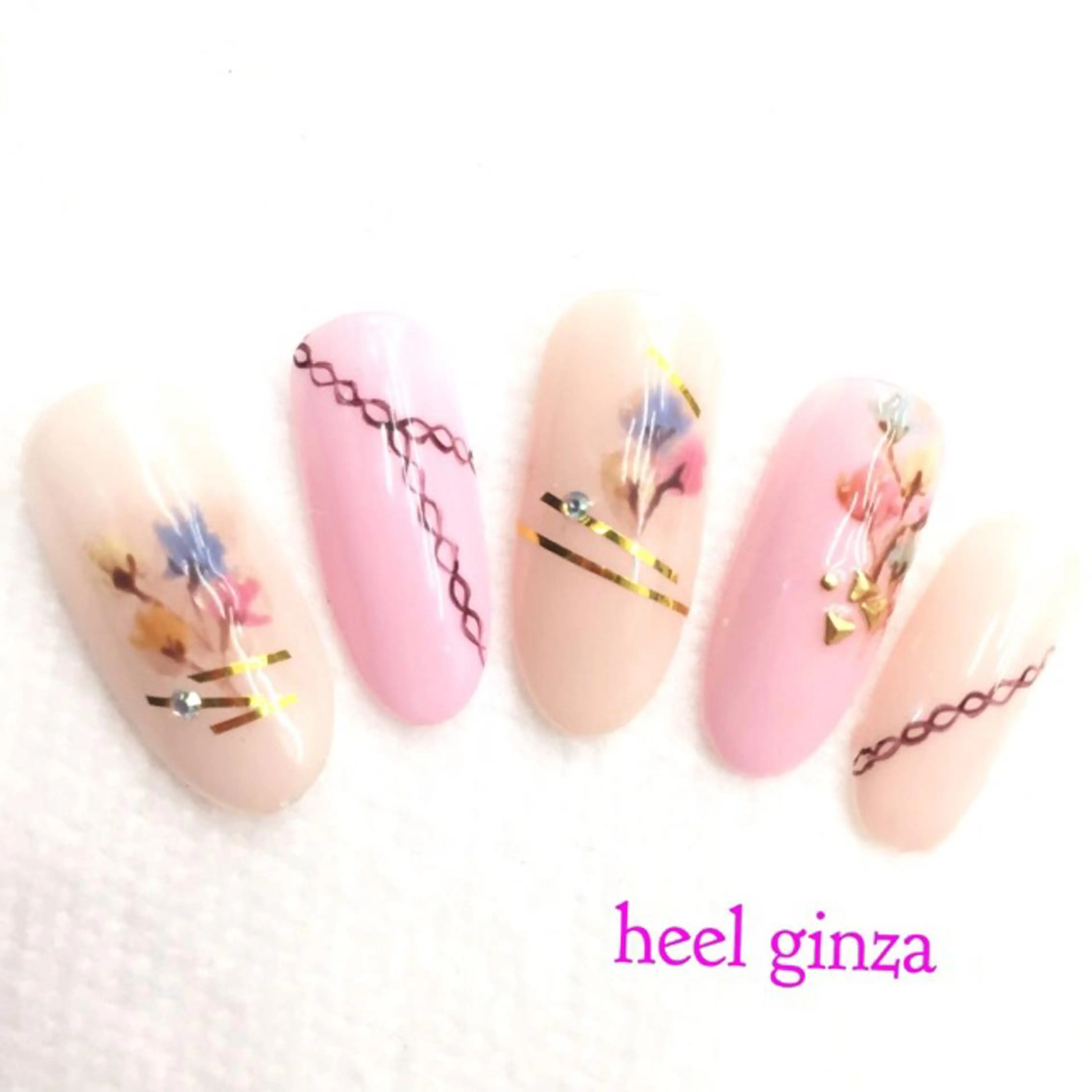 ネイル アートネイル miel nailのネイルデザイン