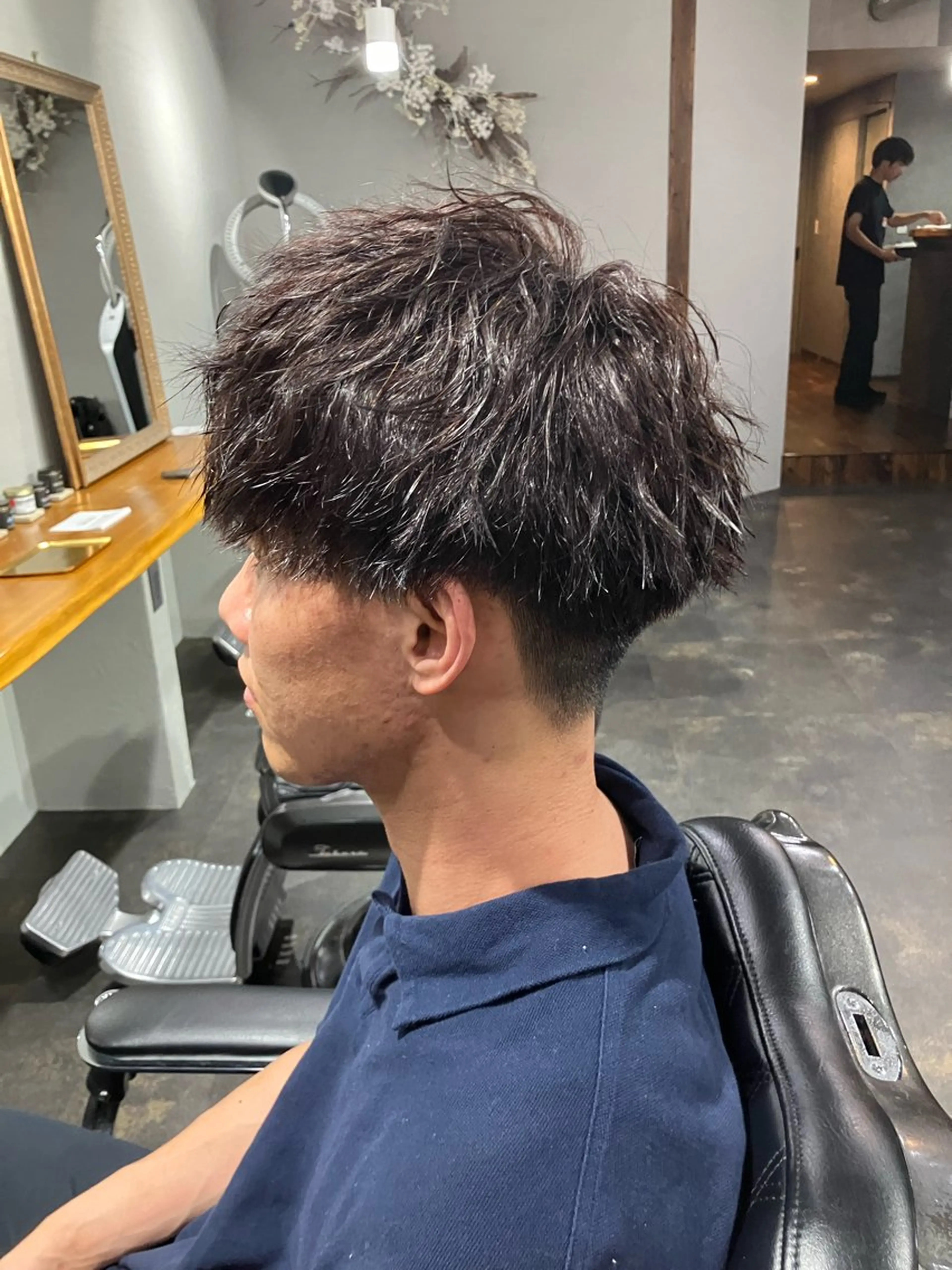 ショート パーマ メンズ メンズパーマ メンズツイストパーマ ツイストパーマ メンズ/ケアパーマ /hayashiのヘアスタイル