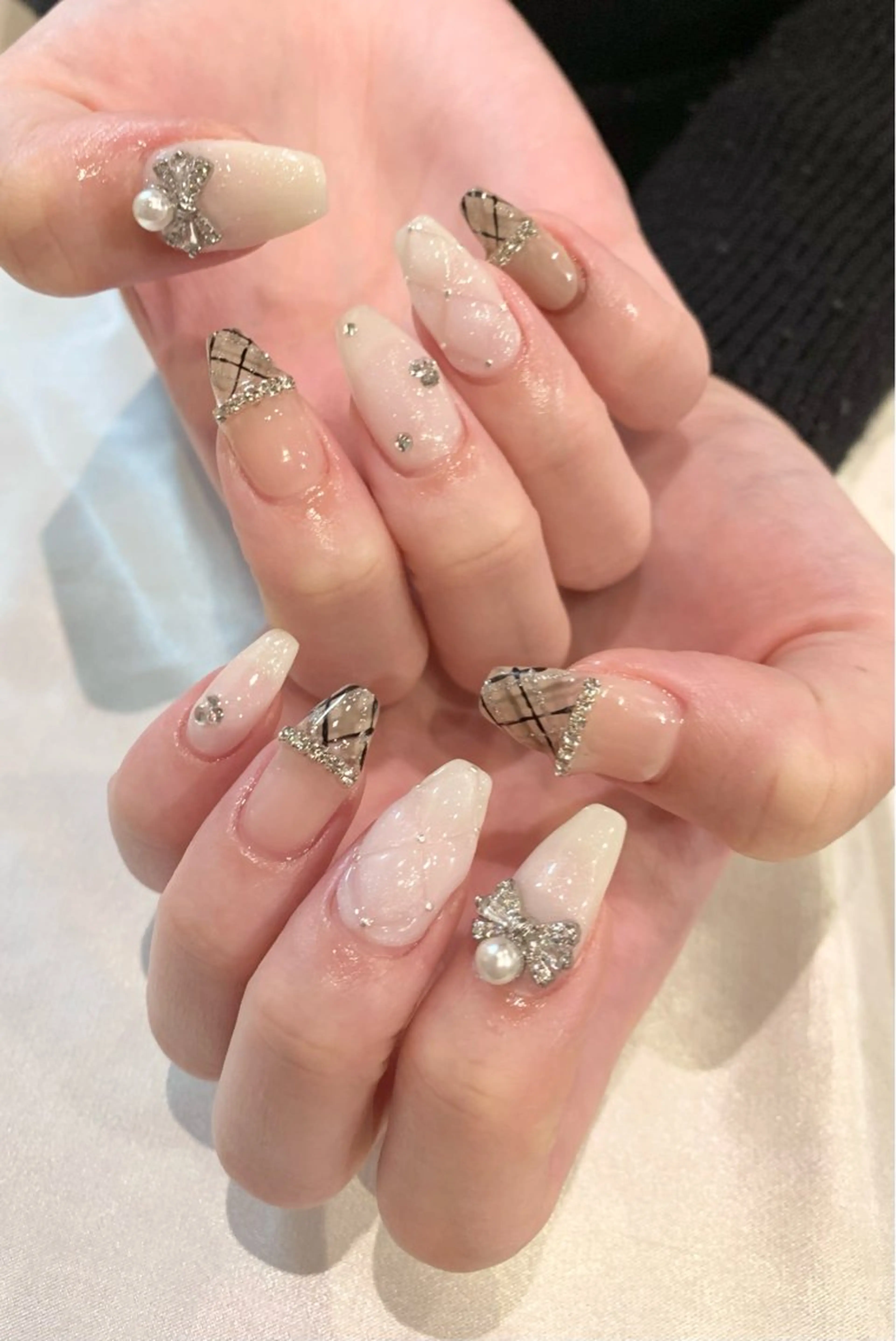 ネイル ハンドネイル ecrin 💎 mayuのネイルデザイン