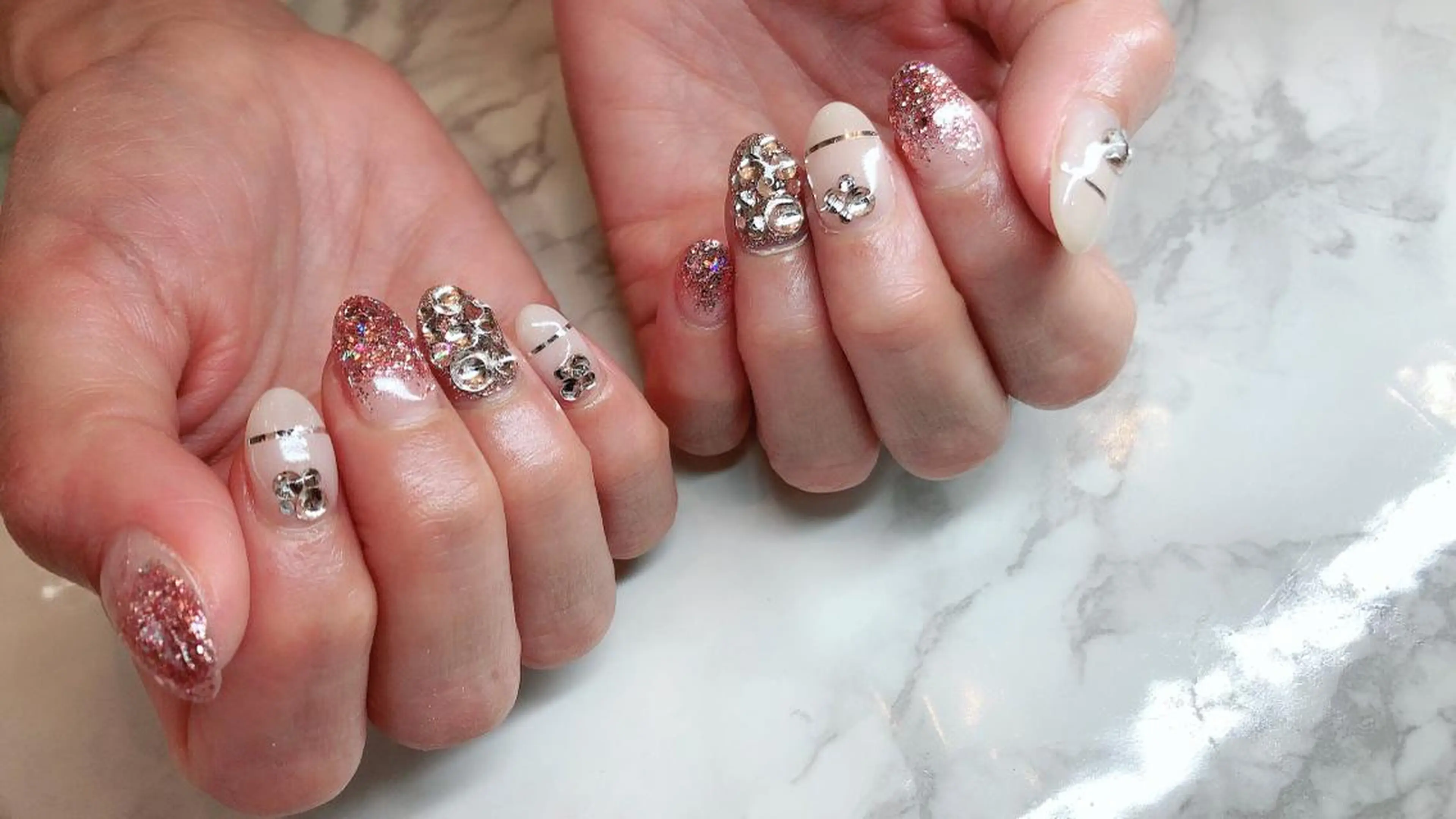 ネイル noix nail &eyeのネイルデザイン