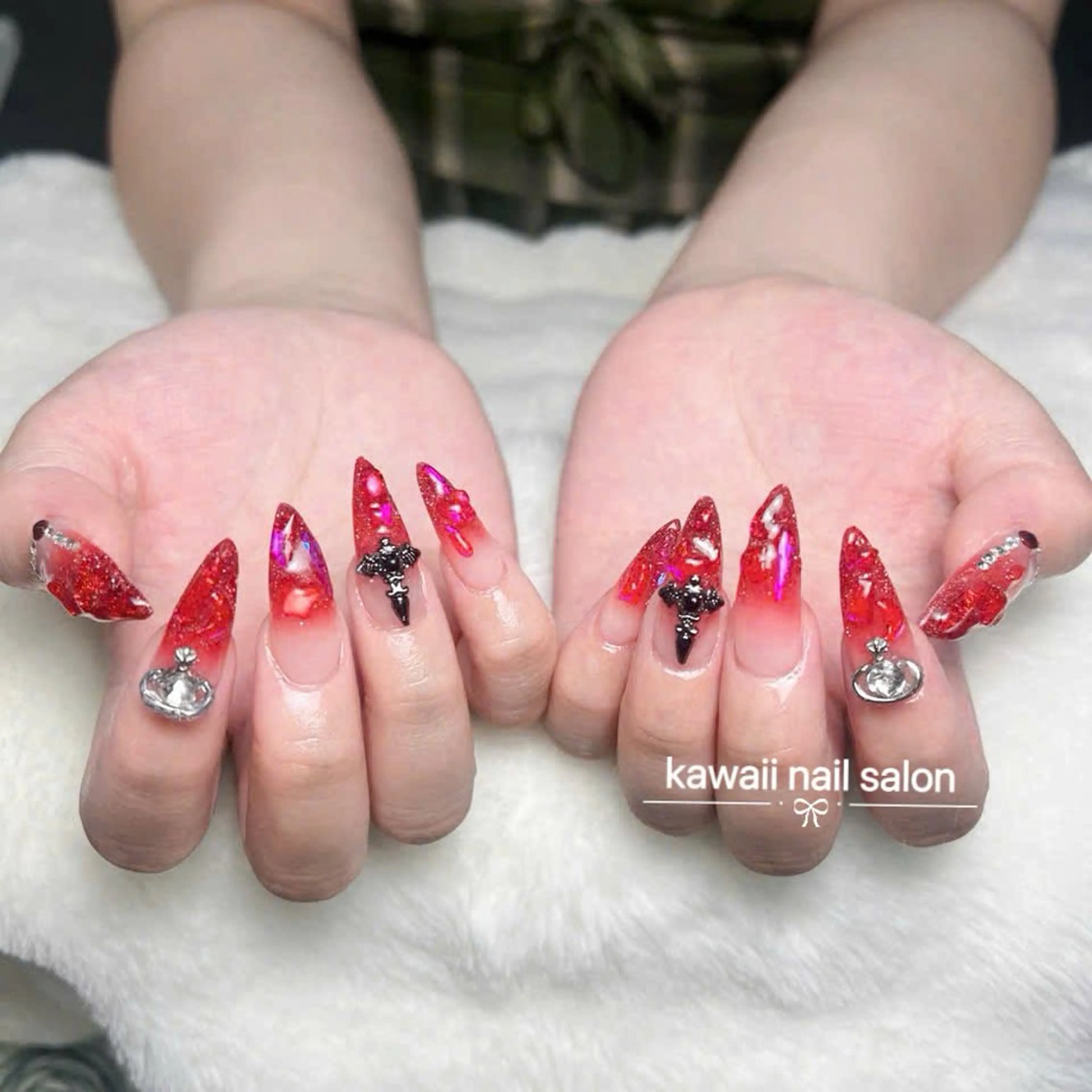 ネイル 長さ出し フラワーネイル キラキラネイル 韓国ネイル ロングネイル Kawaii _Nailのネイルデザイン