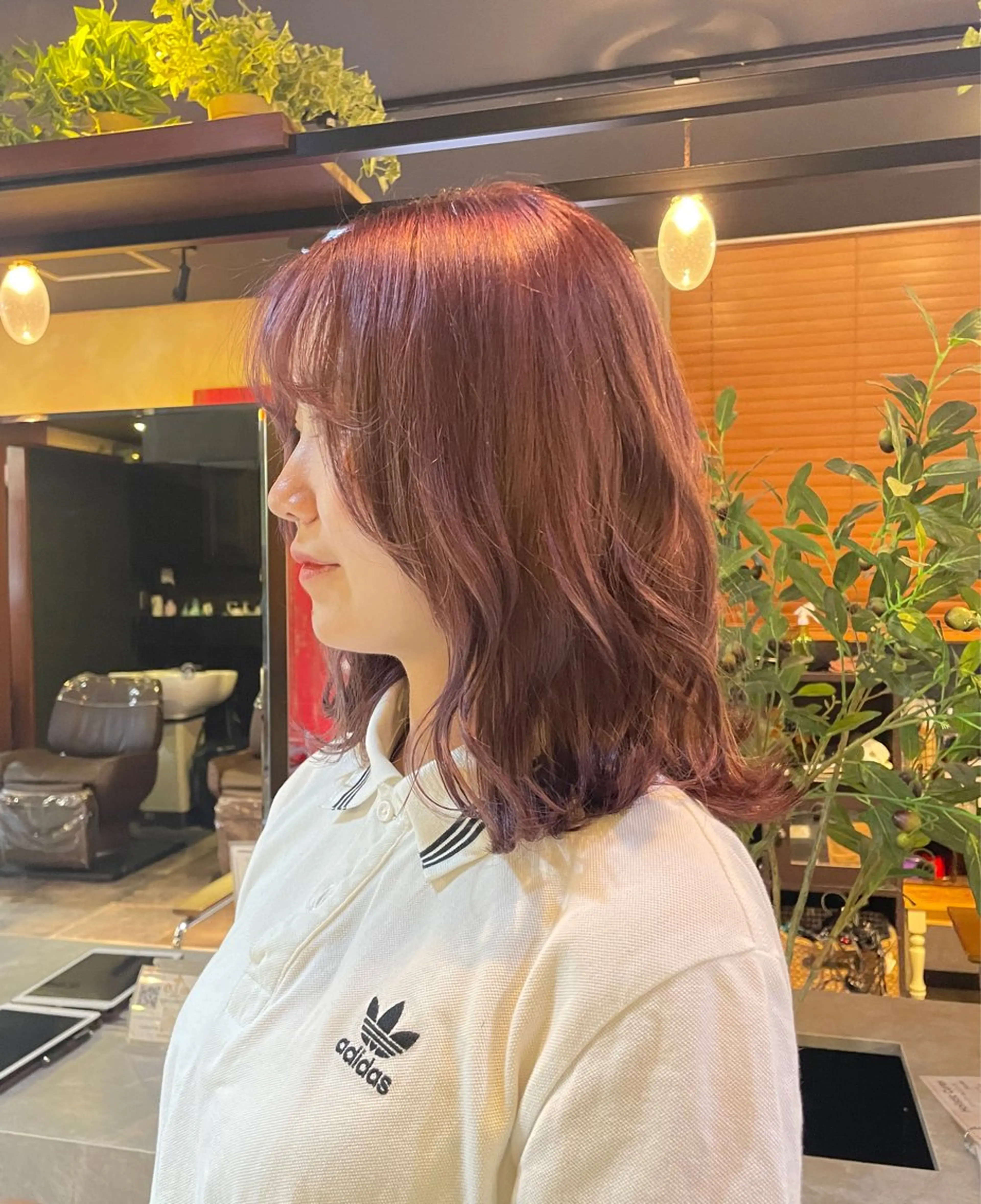 ミディアム カラー ヘアカラー トリートメント 🫧透明感カラー 🫧しほのヘアスタイル