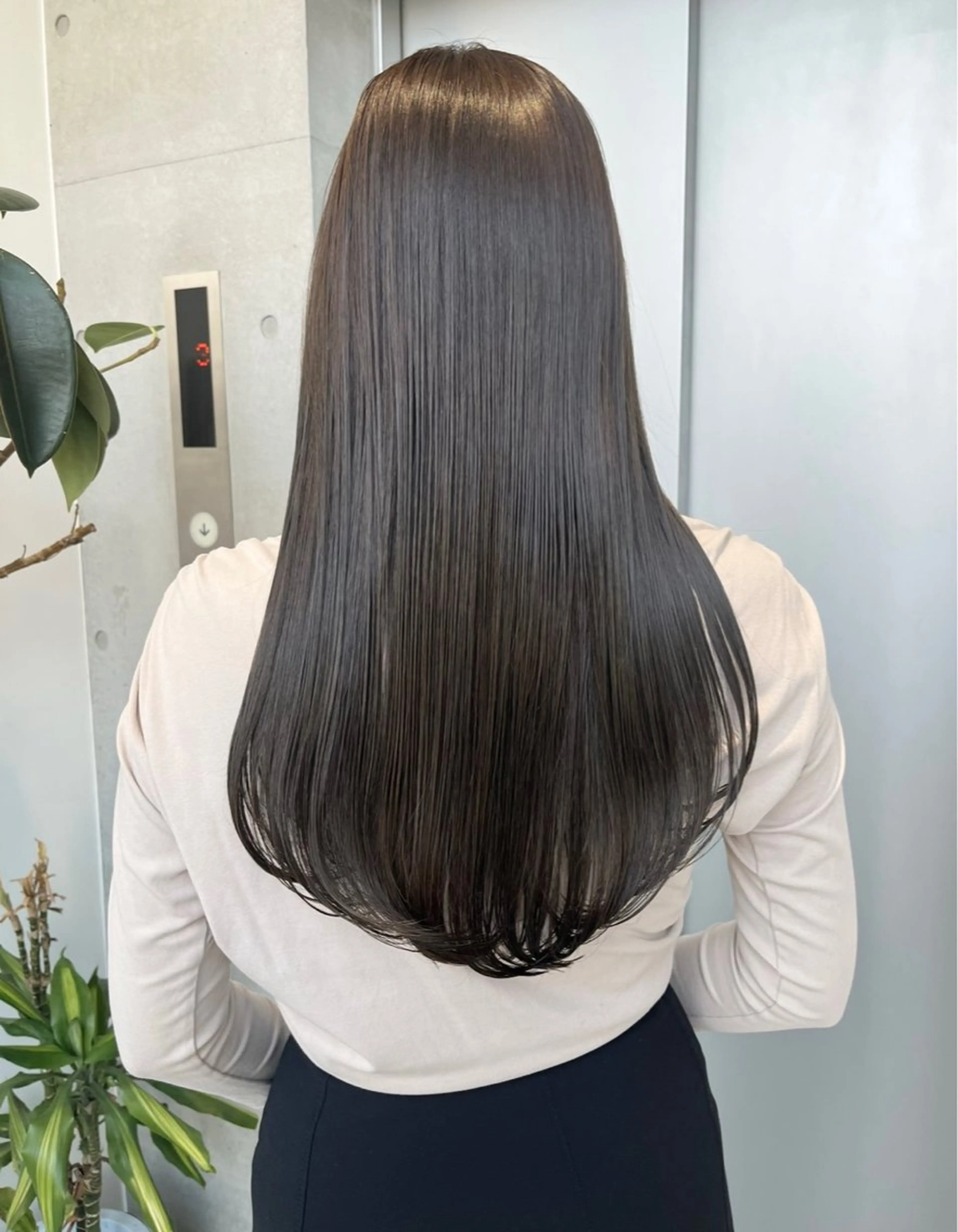 セミロング カラー パーマ ヘアアレンジ 透明感/オリーブ/ グレージュ/YUKAのヘアスタイル