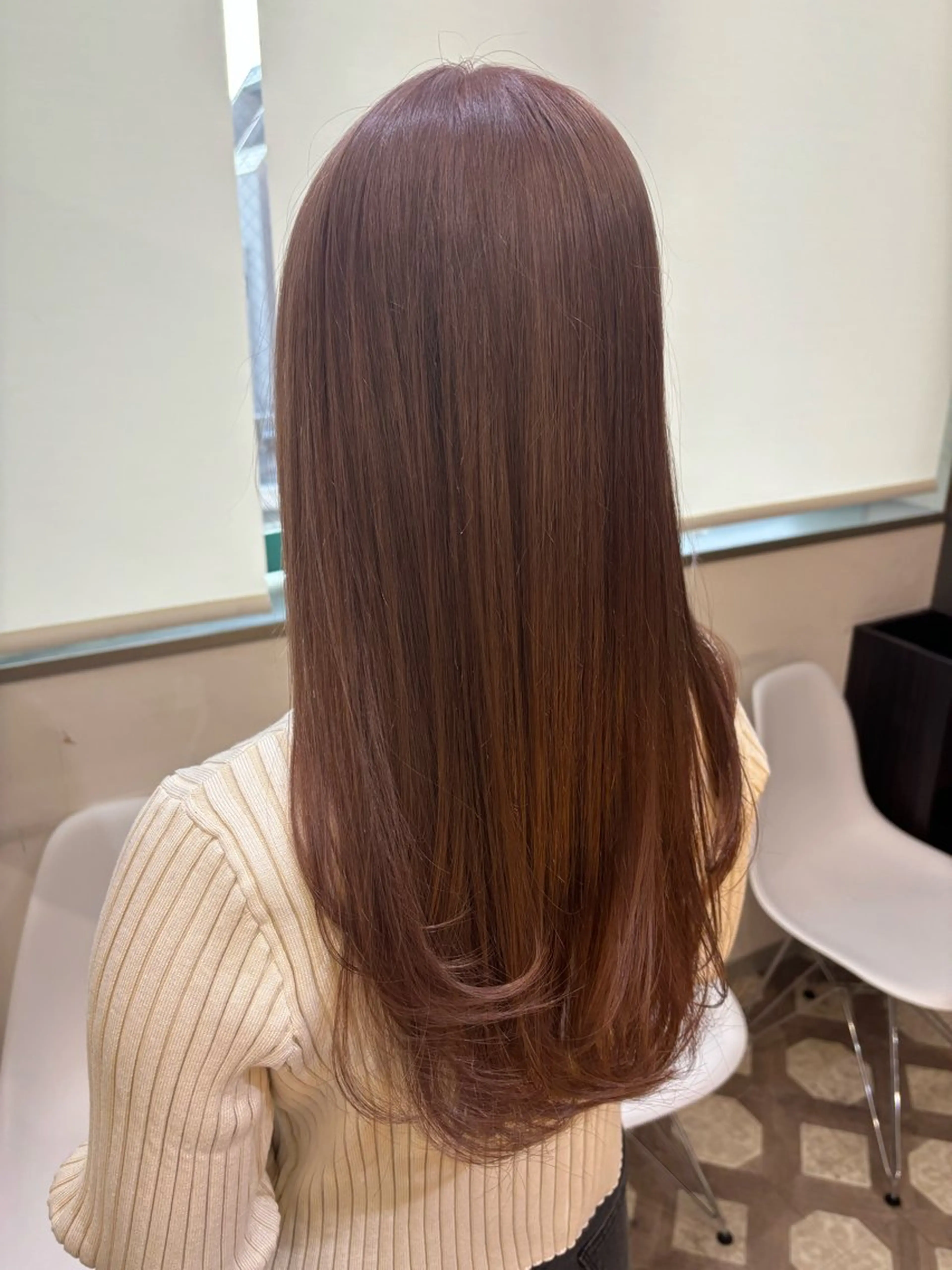 ロング レイヤーカット ヘアカラー トリートメント ブリーチなしWカラー ヘアセット菜希のヘアスタイル