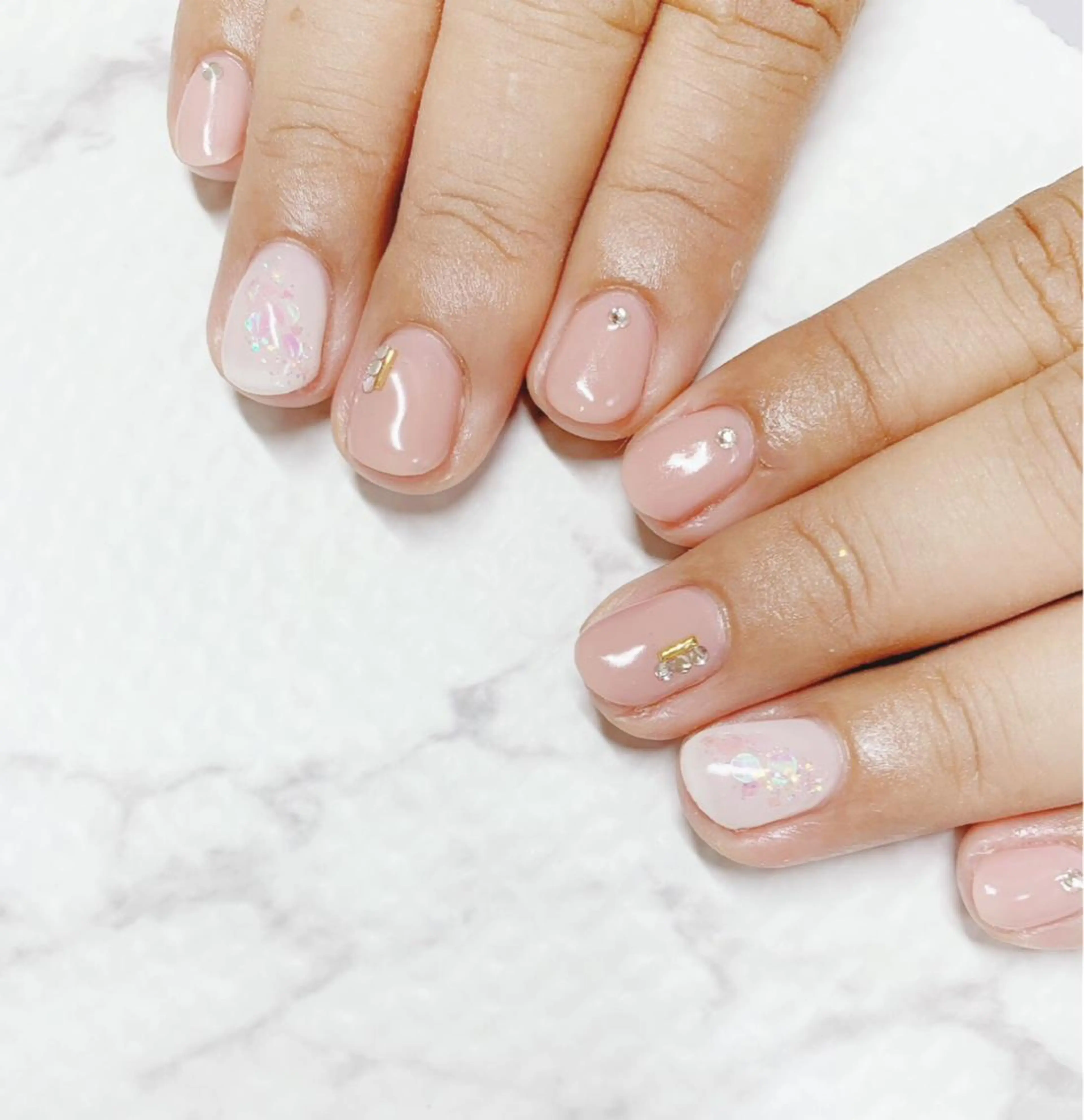 ネイル フットネイル グリーン オフィスネイル ワンカラーネイル 春ネイル Lily Roseスタッフ一同のマツエク・マツパデザイン