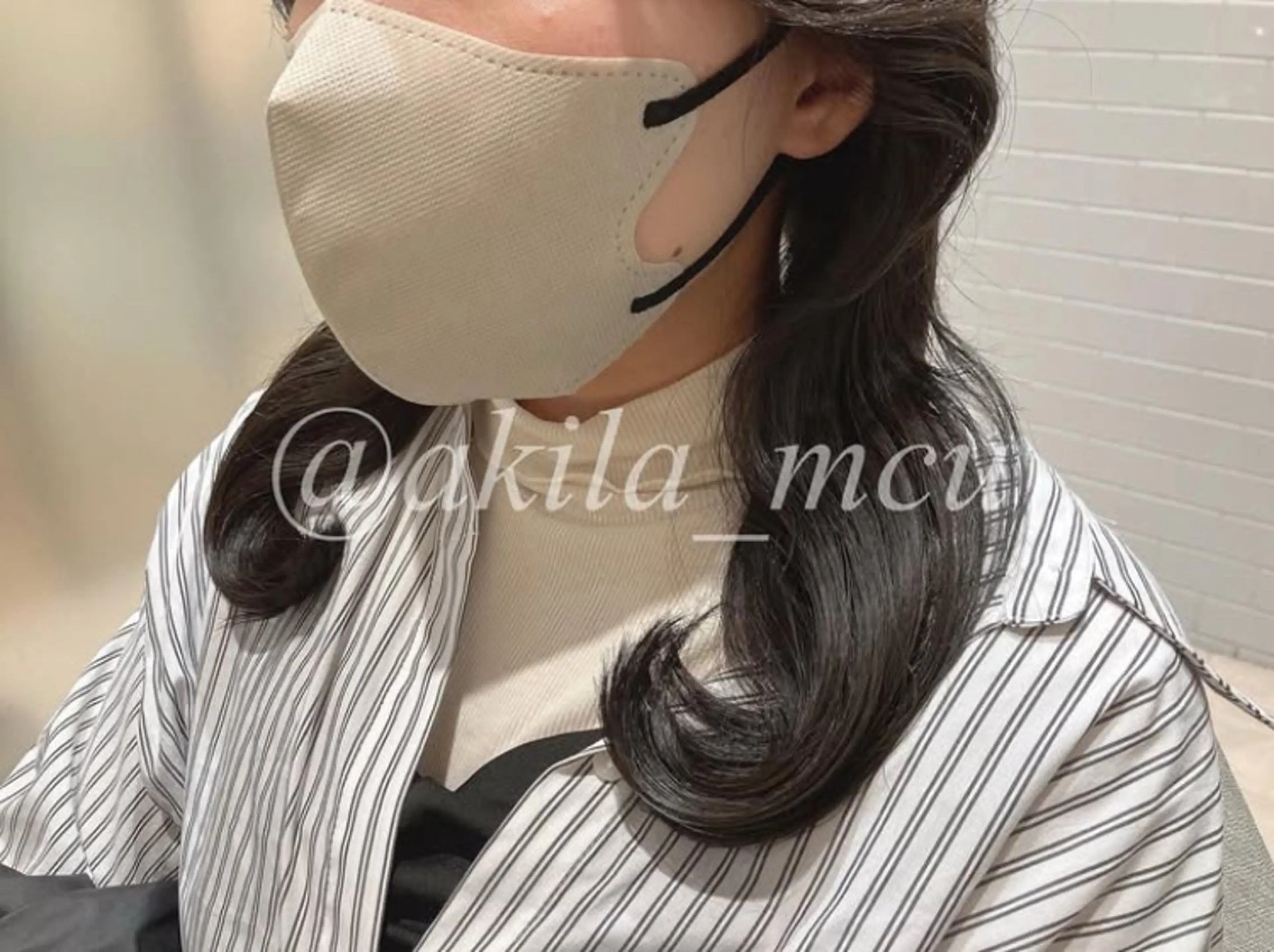 セミロング カラー ヘアアレンジ アッシュ 透明感カラー グレージュ くびれヘア 髪質改善 エグチ アキラのヘアスタイル