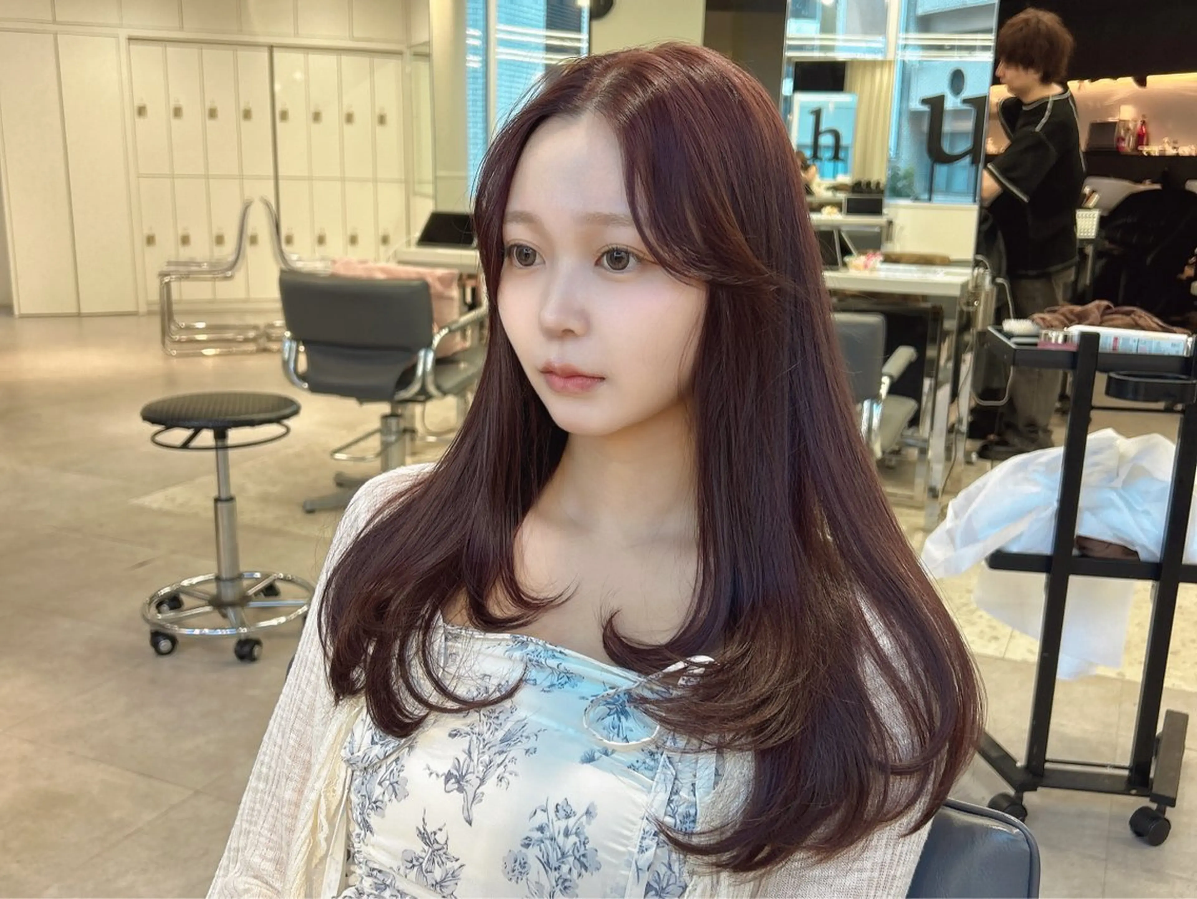 ミディアム カット ヘアカラー トリートメント 🤍YUKI 韓国 艶髪 🤍のヘアスタイル