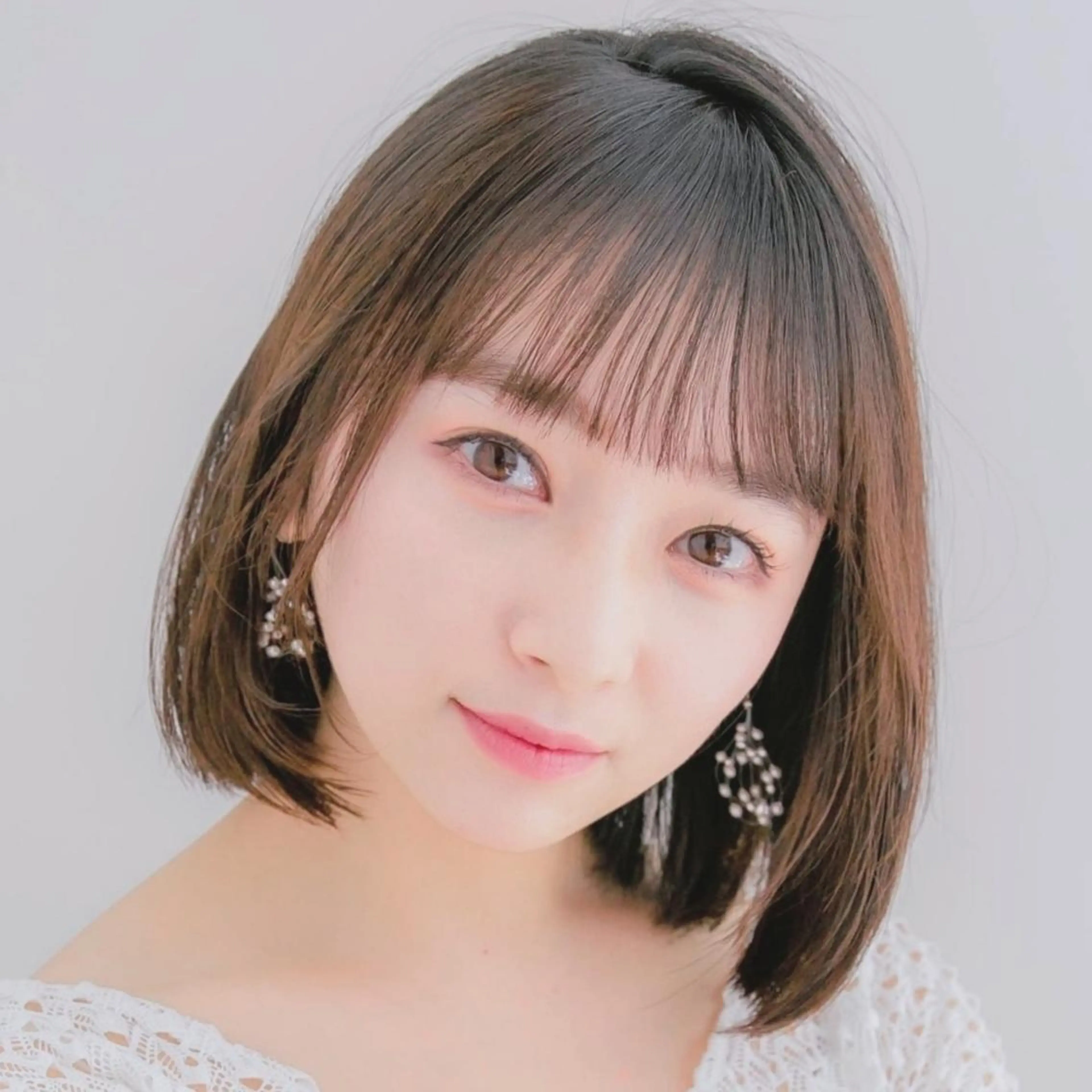 ミディアム カット ヘアカラー 縮毛矯正 トリートメント 縮毛矯正/レイヤー 💎やまもとちひろのヘアスタイル