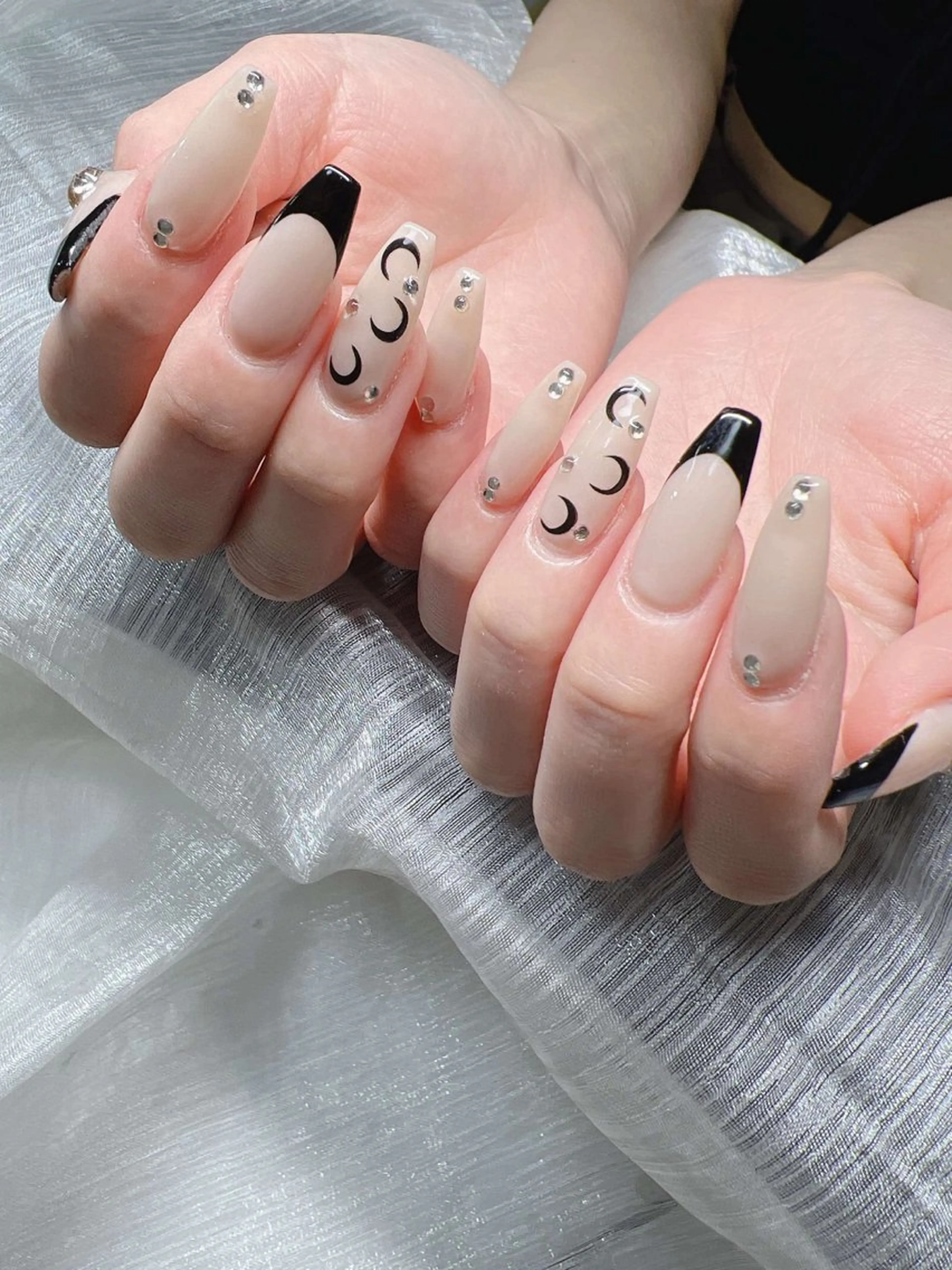 ネイル オーロラネイル チークネイル 長さ出し フットネイル フレンチネイル ハンドネイル Lee Nails チップ長さだし専門店のネイルデザイン