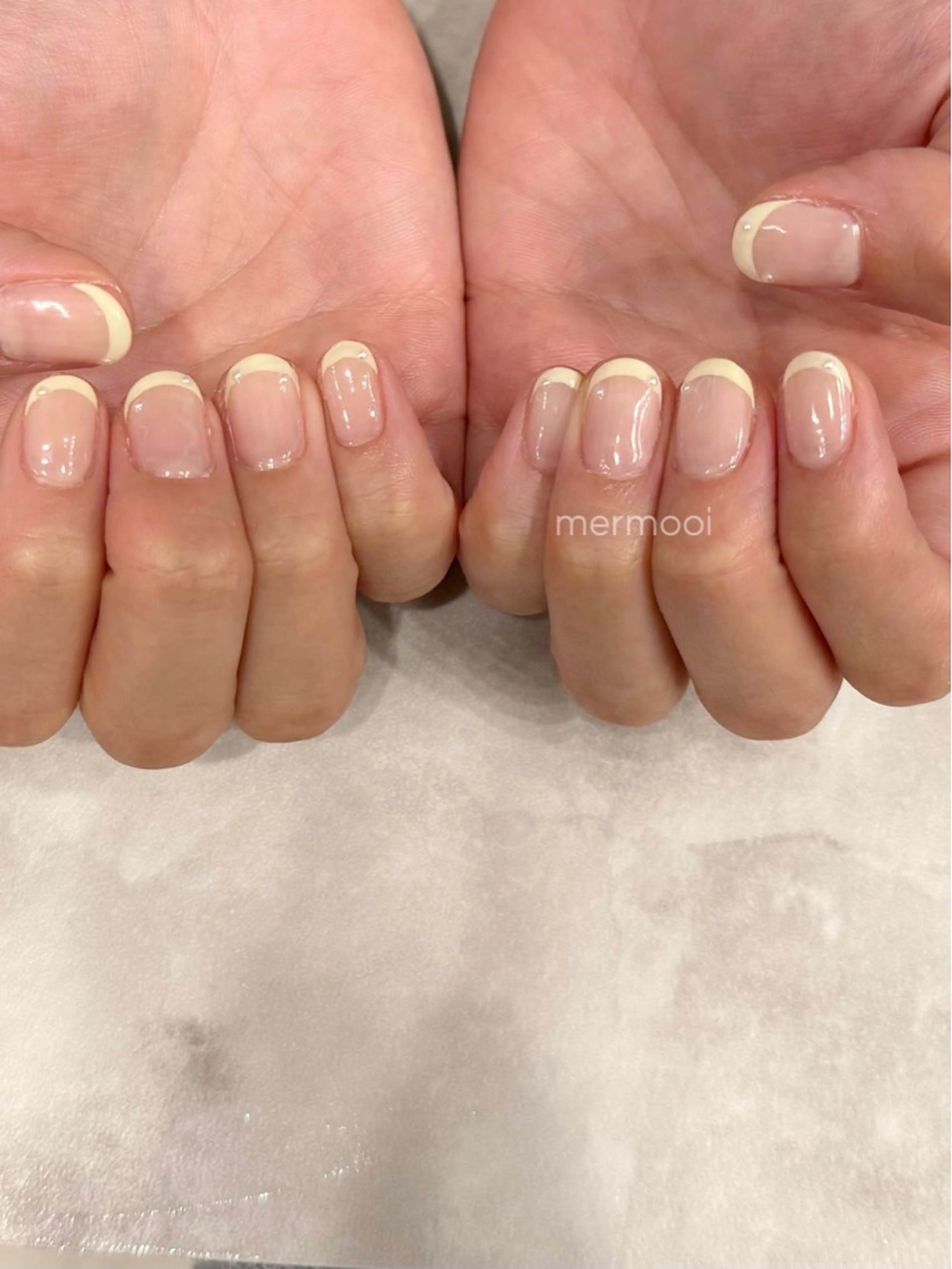 ネイル フレンチネイル シンプルネイル 黄色 ハンドネイル mermooi所属・melumooi nailのネイルデザイン