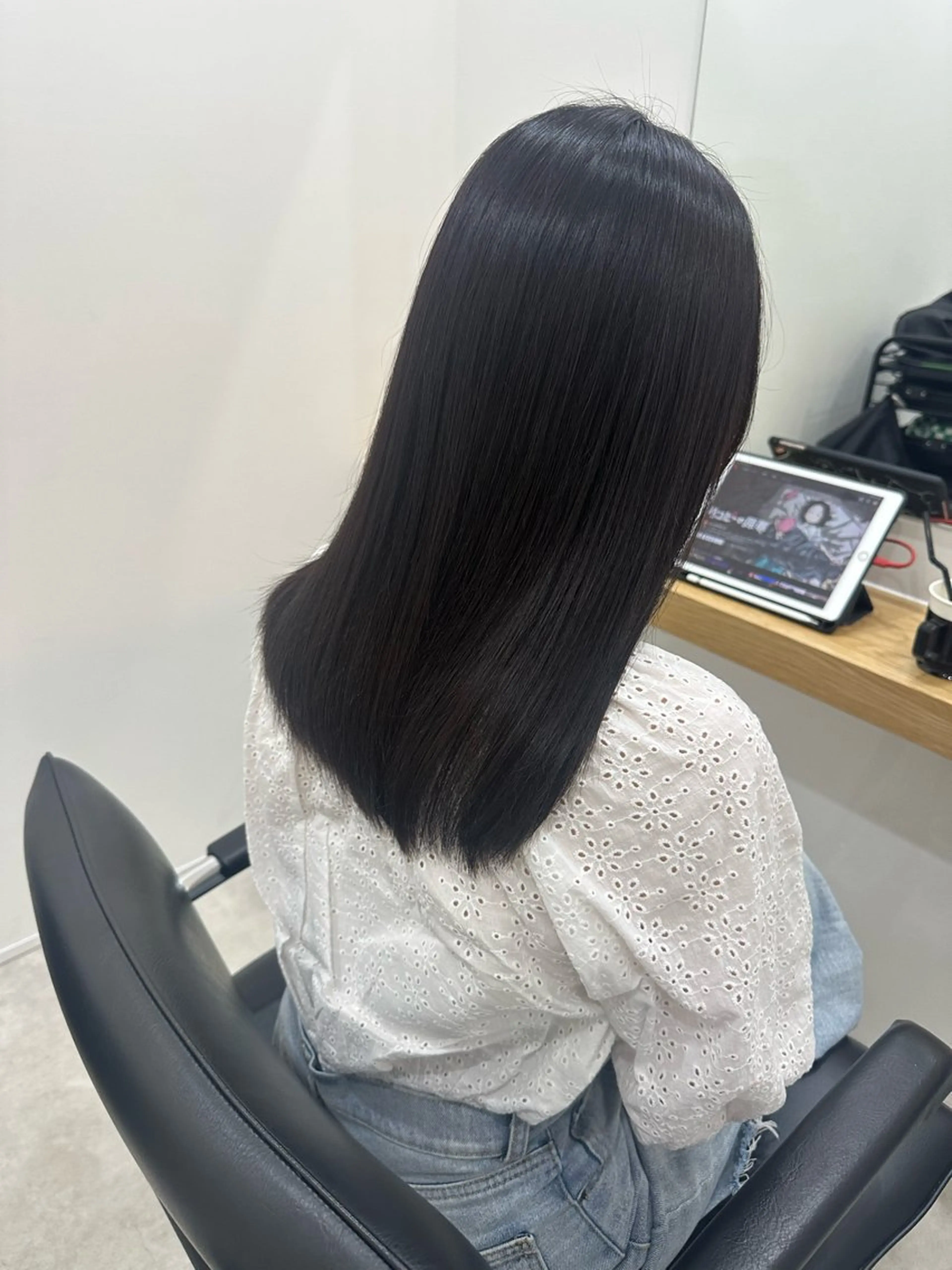 セミロング カラー ヘアカラー トリートメント レイヤー/ナチュラル 💐nao.のヘアスタイル