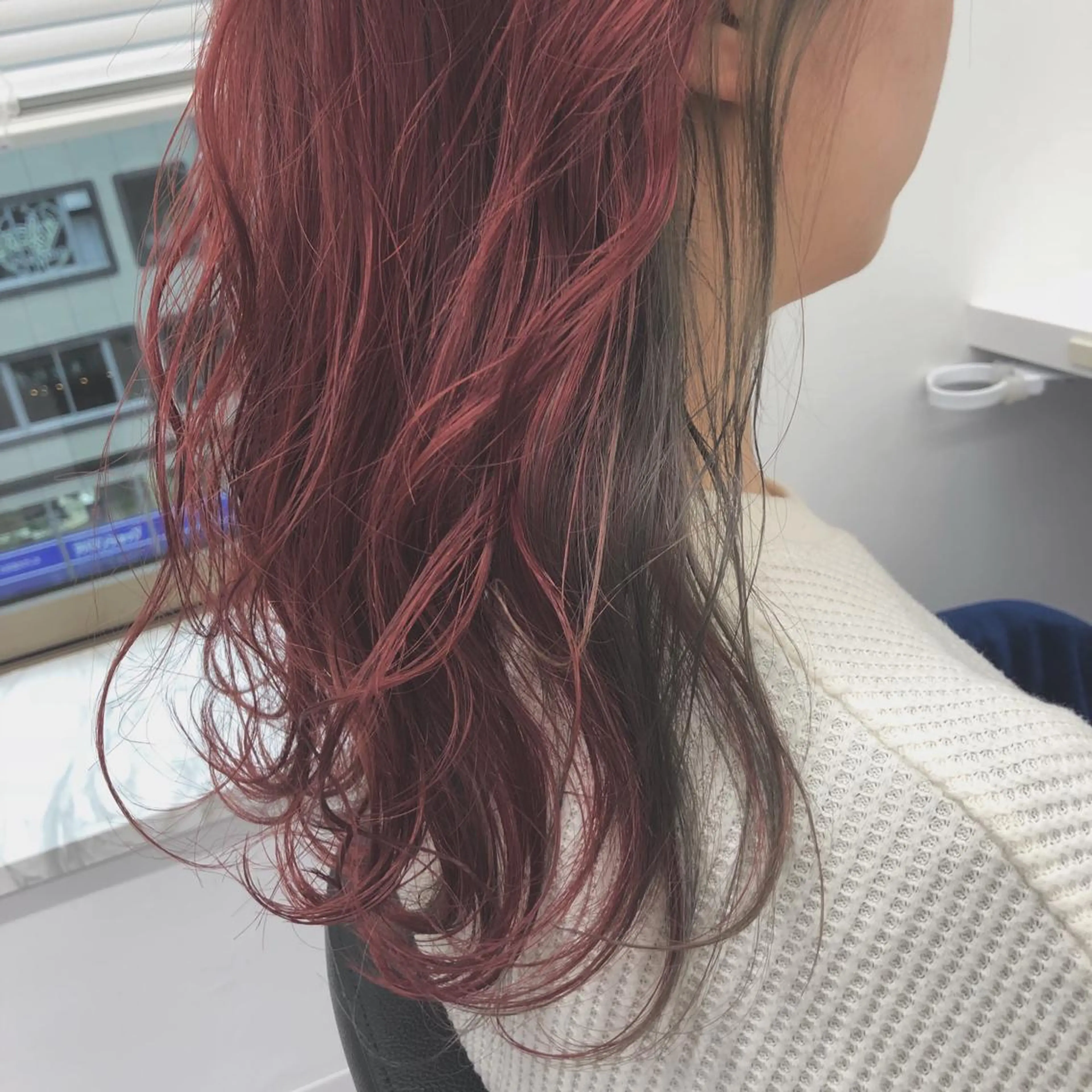 セミロング カラー ヘアアレンジ ピンクカラー 美髪矯正/透明感カラ ー🫧YUUKI🫧のヘアスタイル