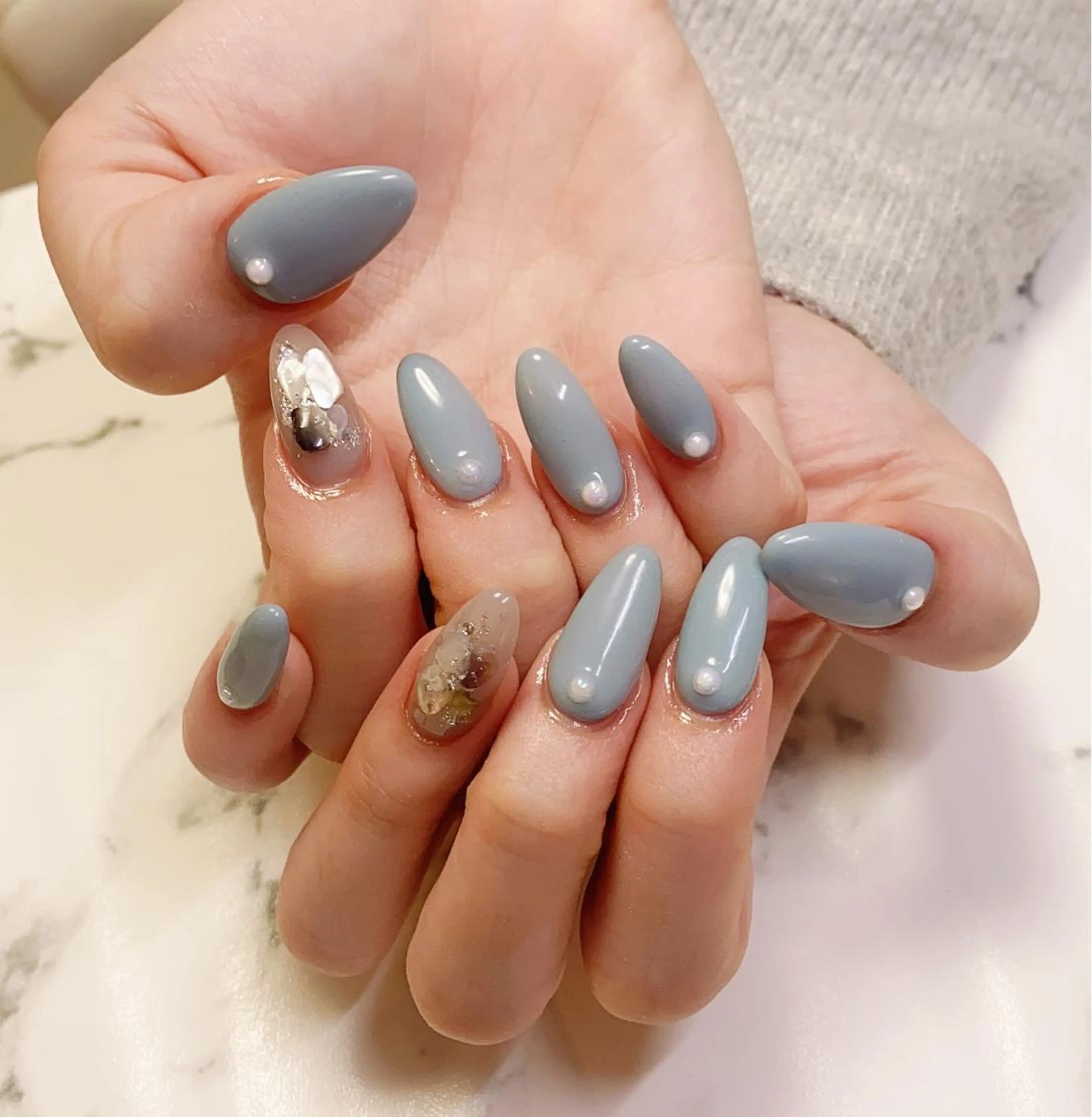 ショート カラー ネイル 長さ出し Q Free nailsのネイルデザイン
