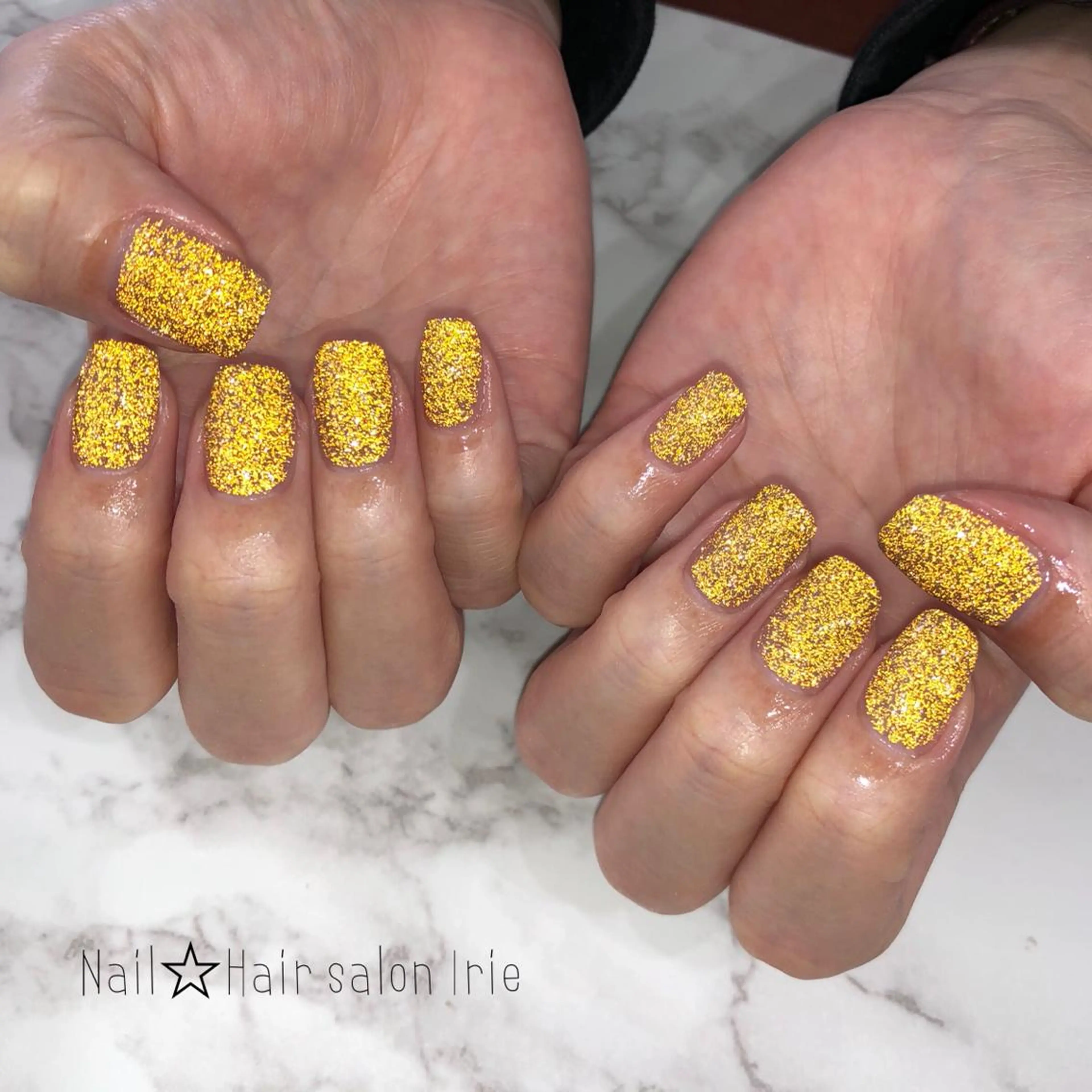 ネイル フラッシュネイル ハンドネイル ハンドケア Hair salon Irie所属・與儀 知佳のネイルデザイン