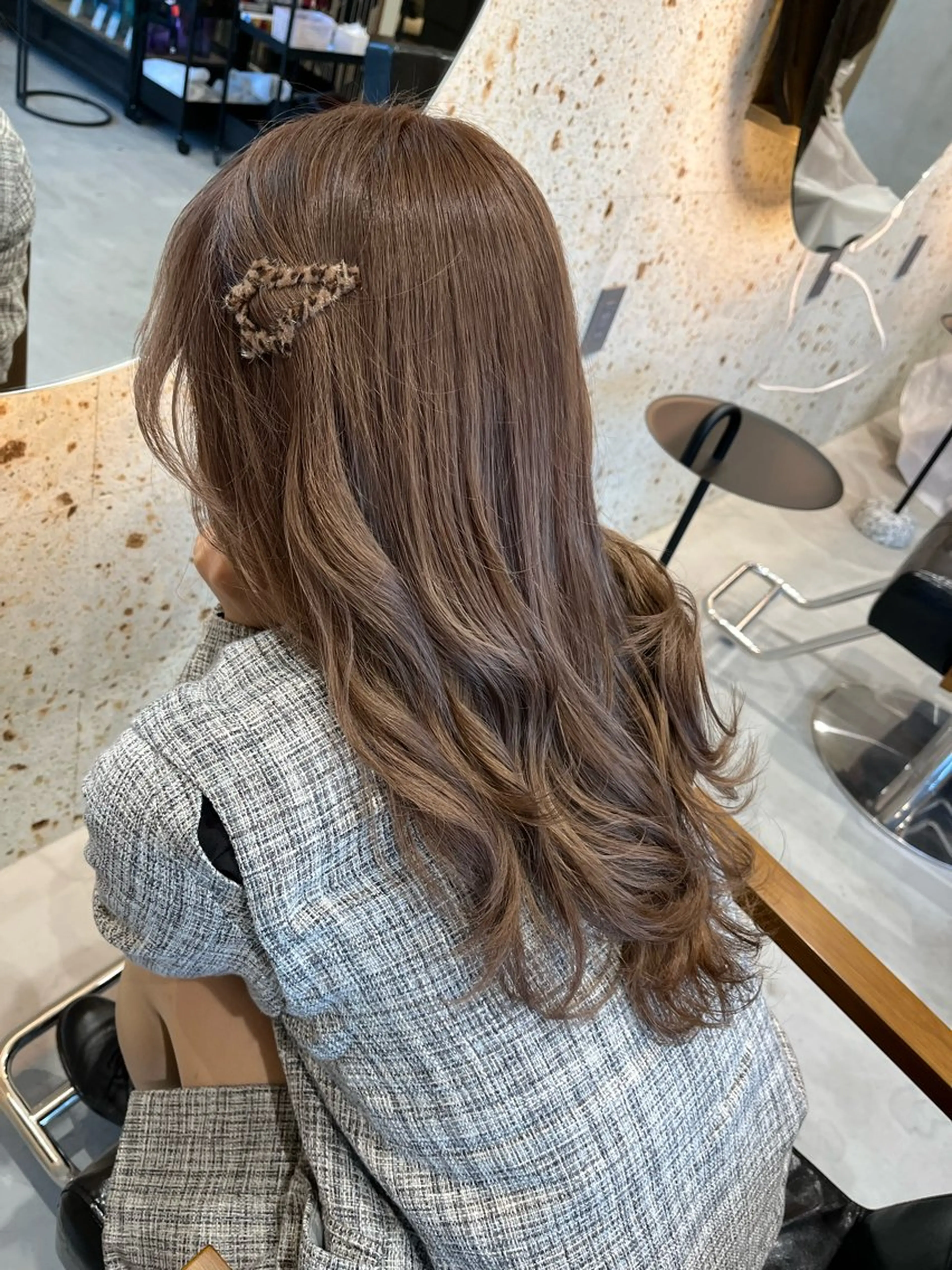 セミロング 山田 優香のヘアスタイル