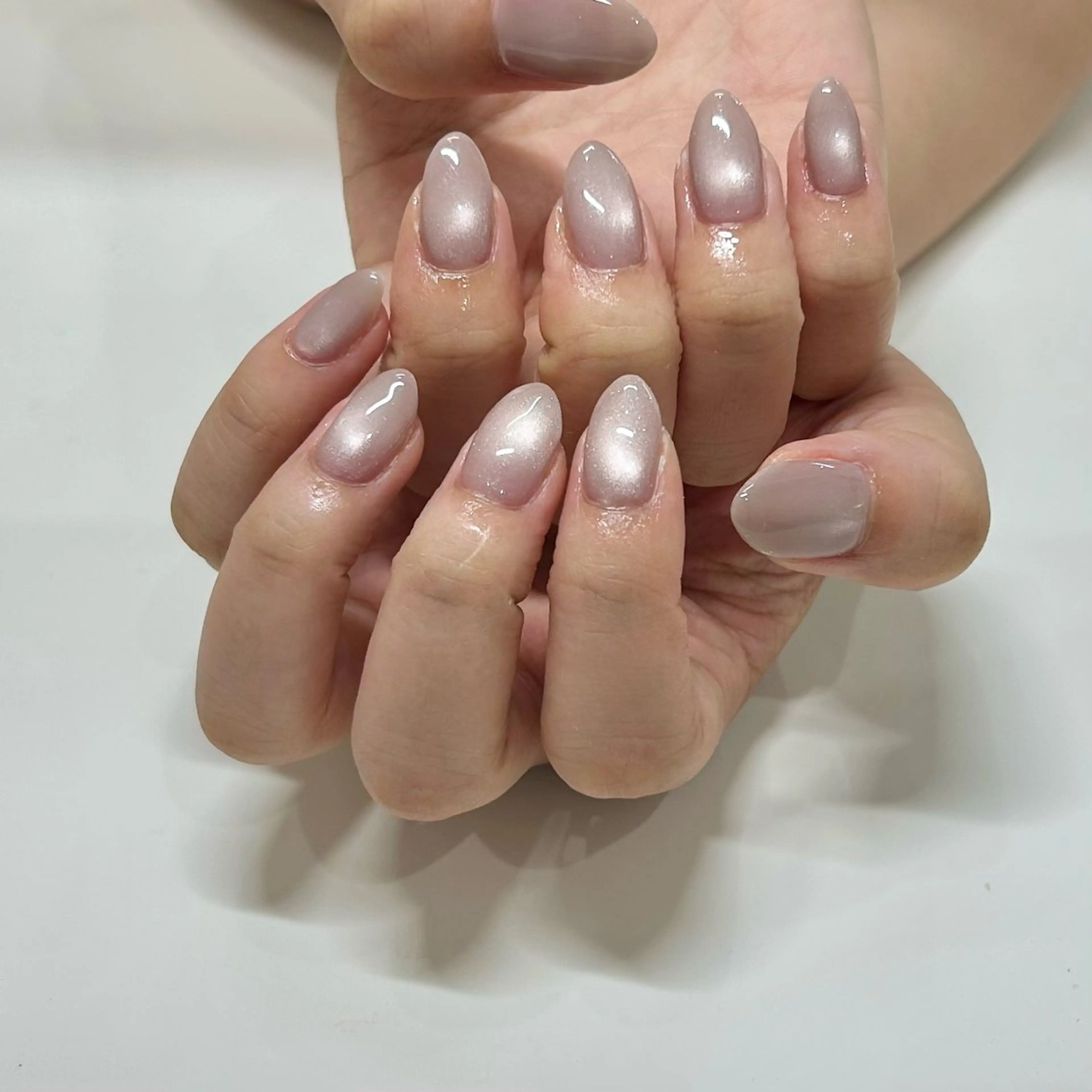 【オフあり】初回オフ無料❕ハンドネイル🪩マグネットorフラッシュ💫 ［パラジェル/水光マグ/所沢］の写真