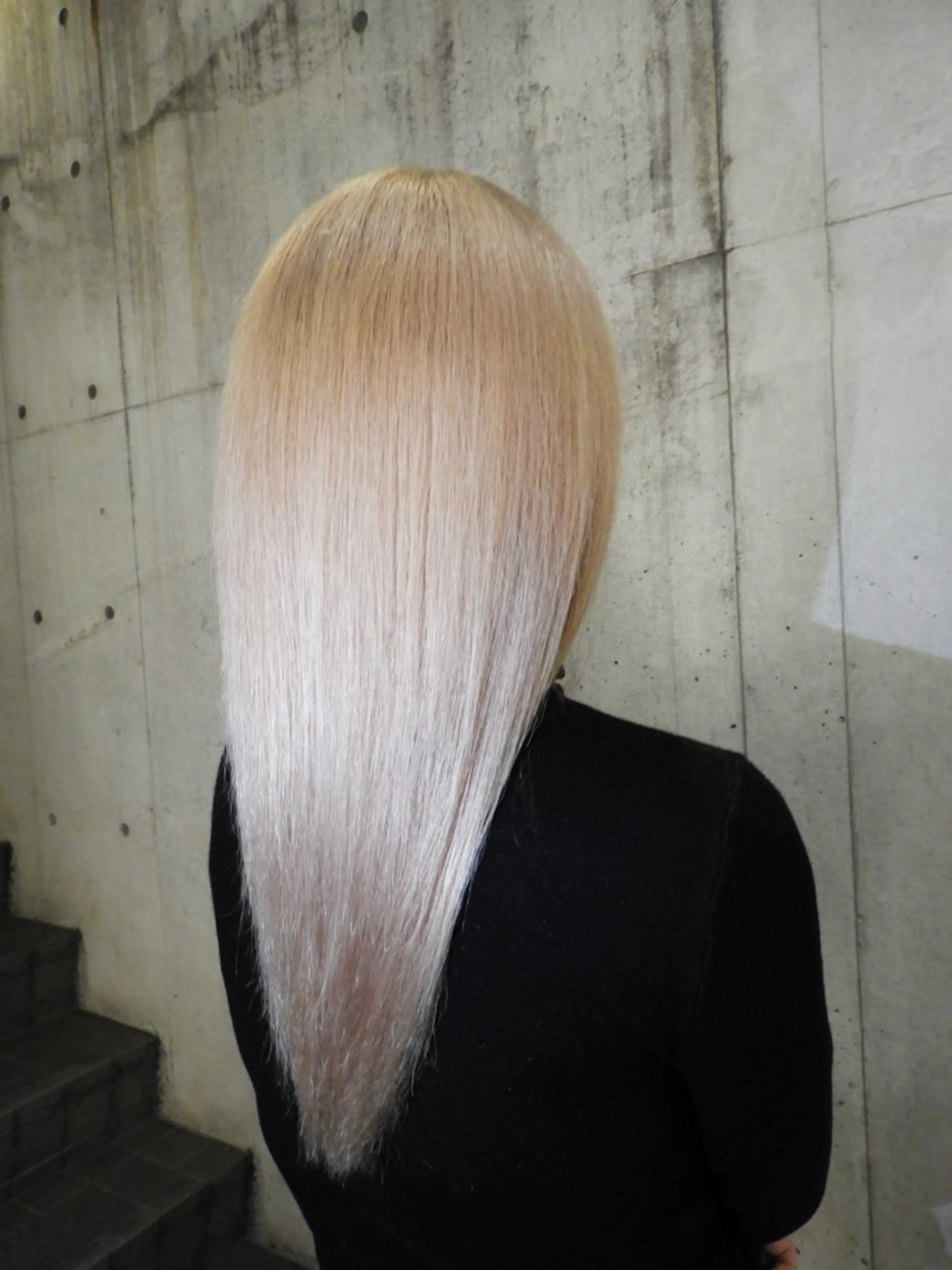 リタッチ限定「ケア」ブリーチ＋カラーの写真