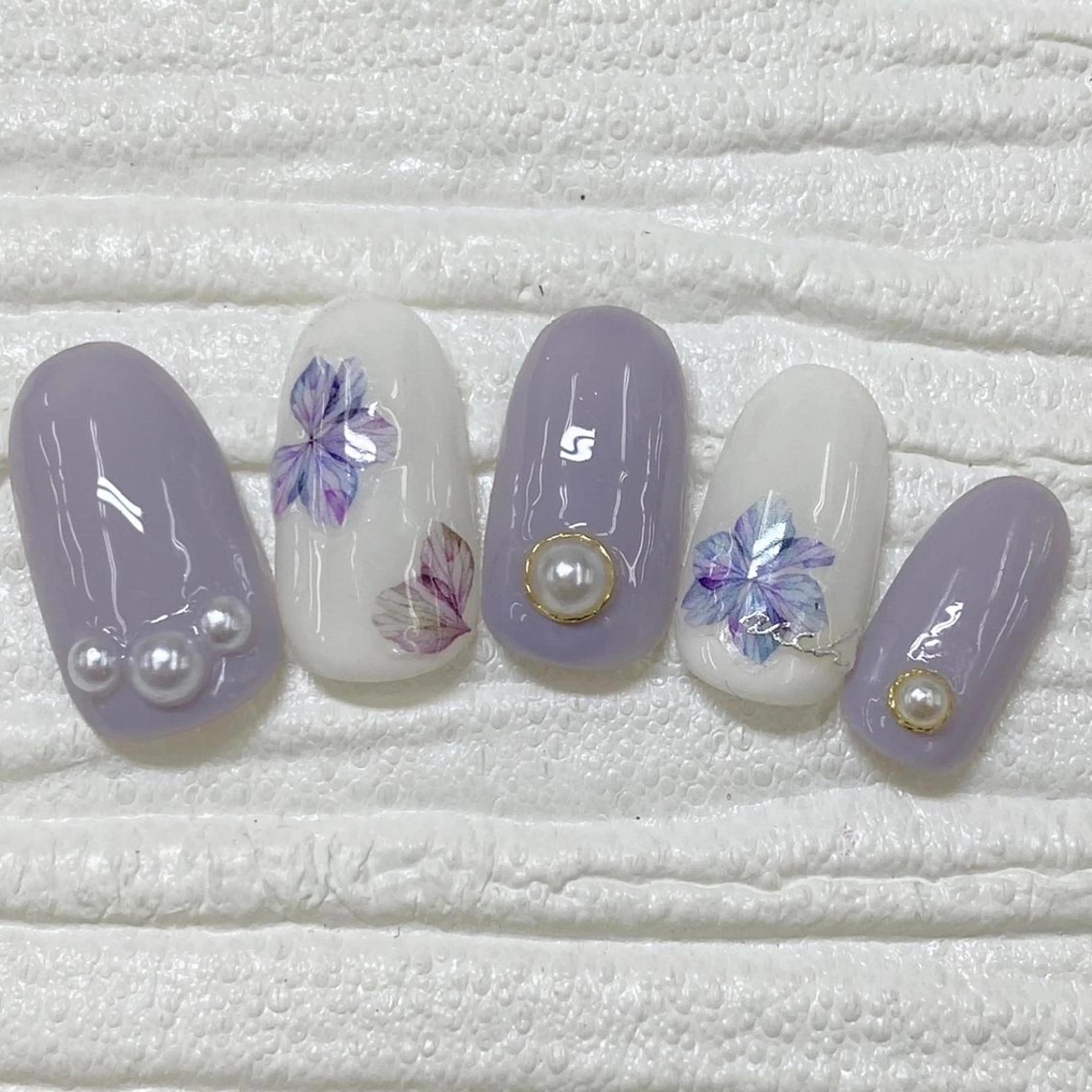 ネイル Nail salon Honey Beeのネイルデザイン