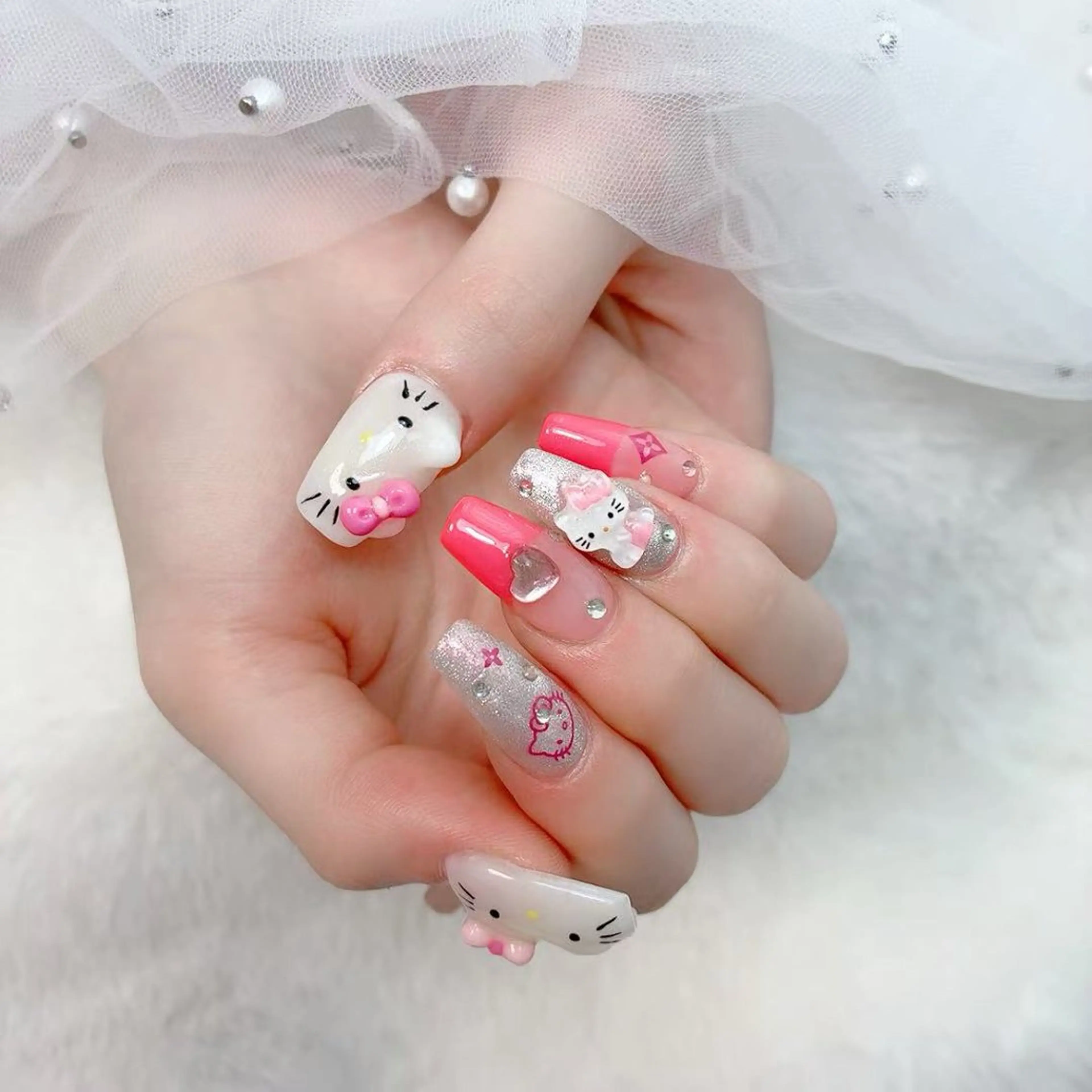 ネイル アートネイル フットネイル ジェルネイル マグネットネイル パラジェル ハンドネイル B·U Nail大宮 長さだし専門店のネイルデザイン