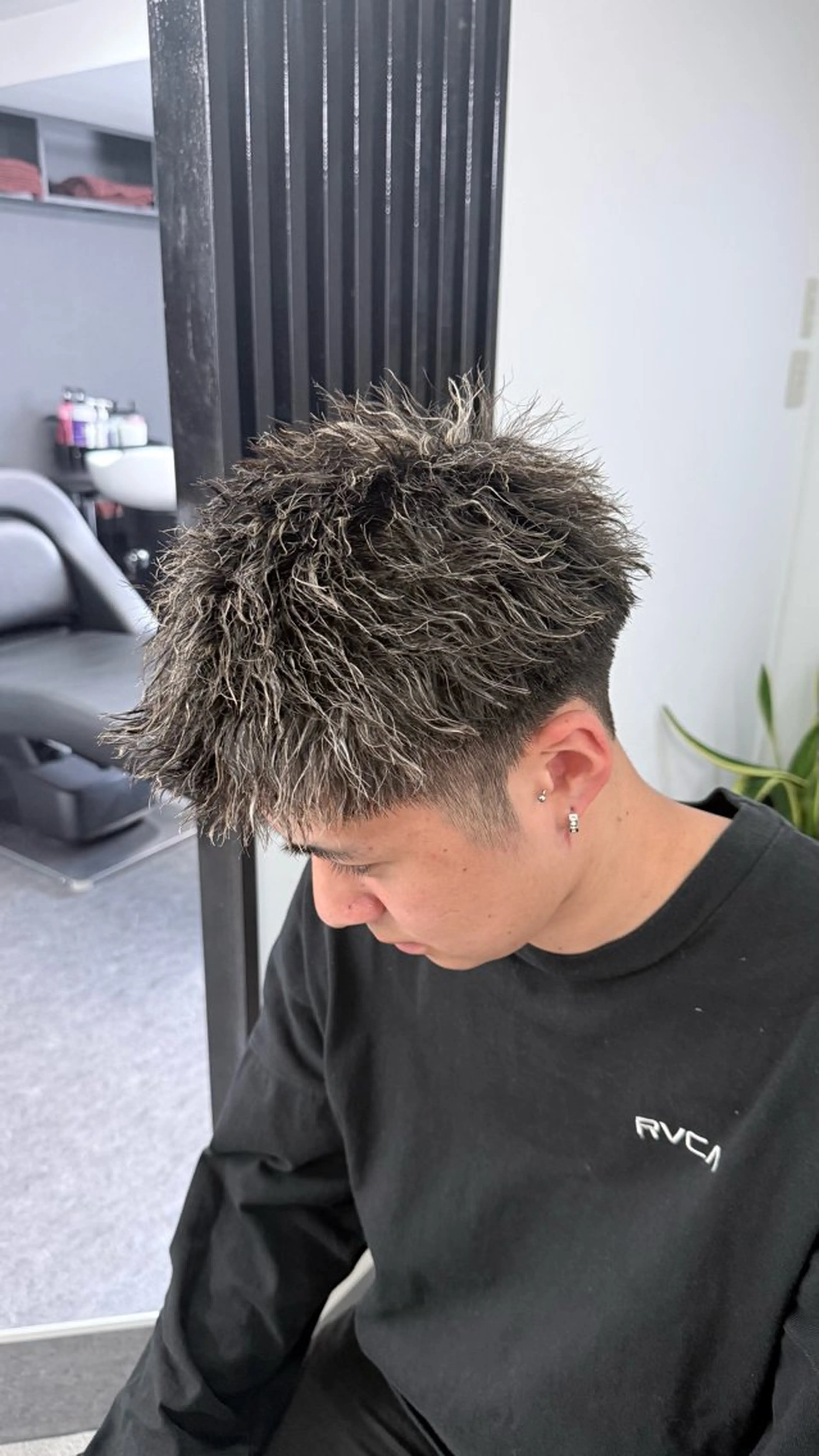 メンズ フェードカット メンズパーマ メンズツイストパーマ ツイストパーマ メンズ特化美容師 安藤瑠希のヘアスタイル