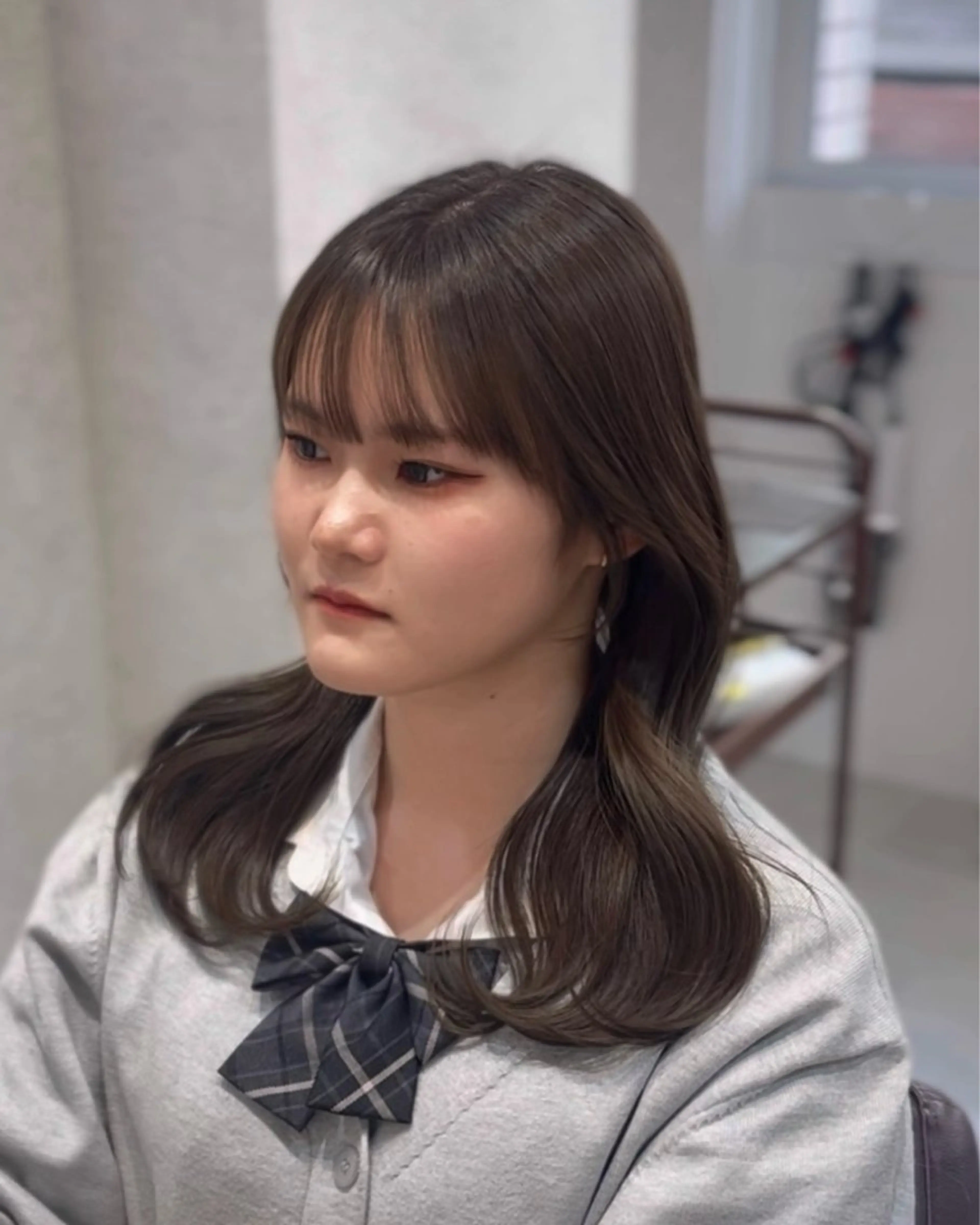 ミディアム カラー suzuka/透明感 /顔周り/美髪矯正のヘアスタイル