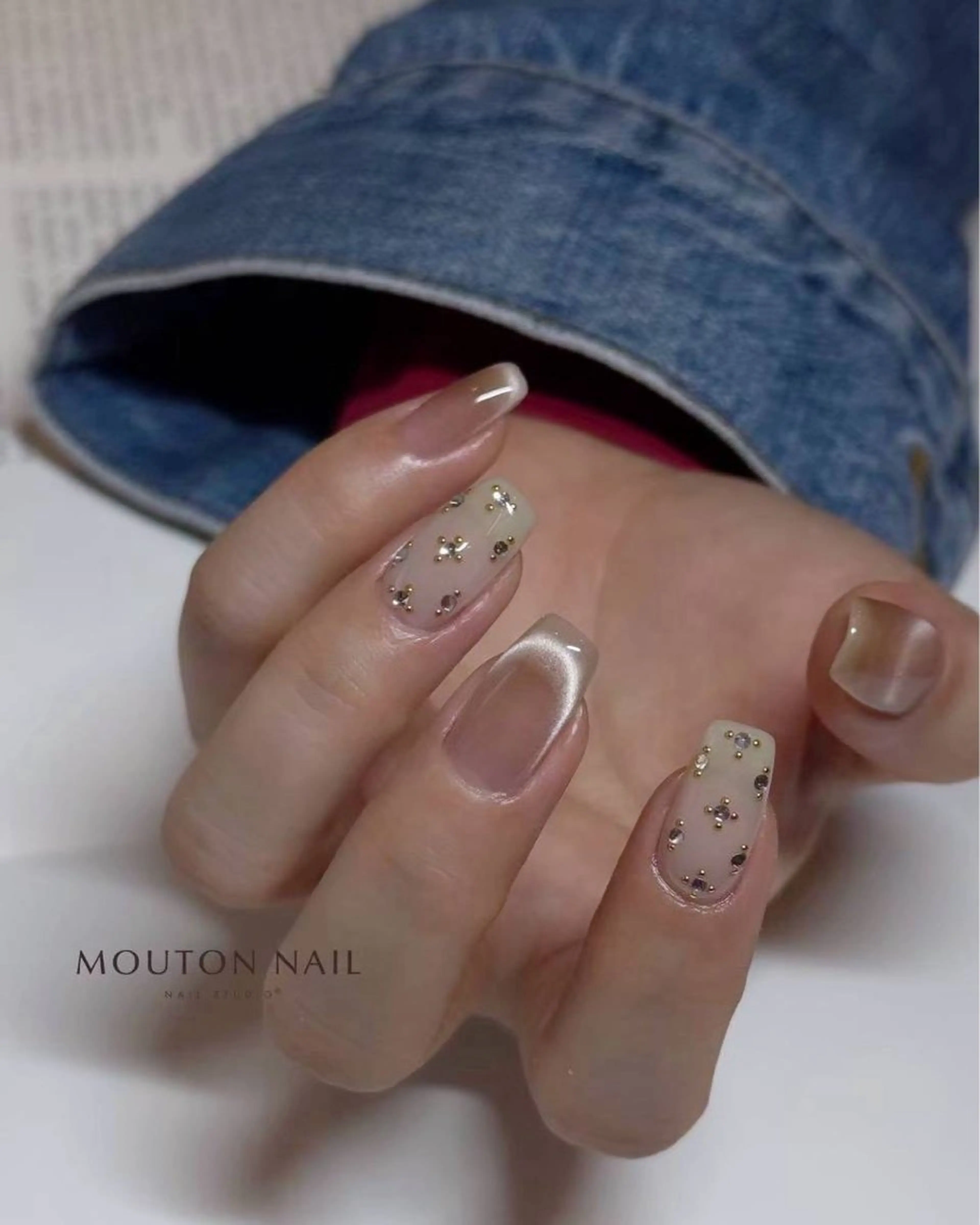 ミディアム MOUTON NAIL梅田店のネイルデザイン