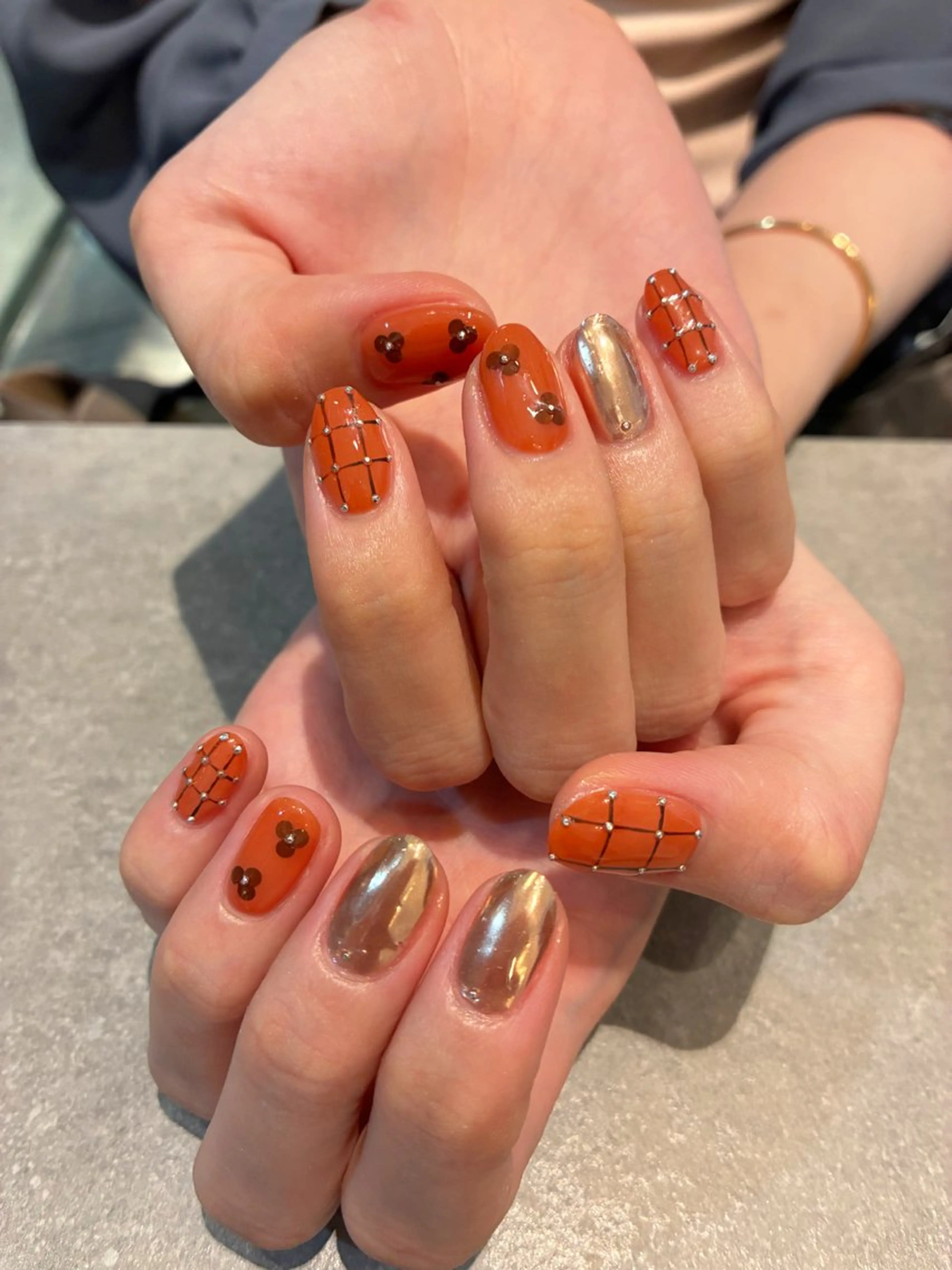 ネイル 持ち込み Nest 岩崎のネイルデザイン