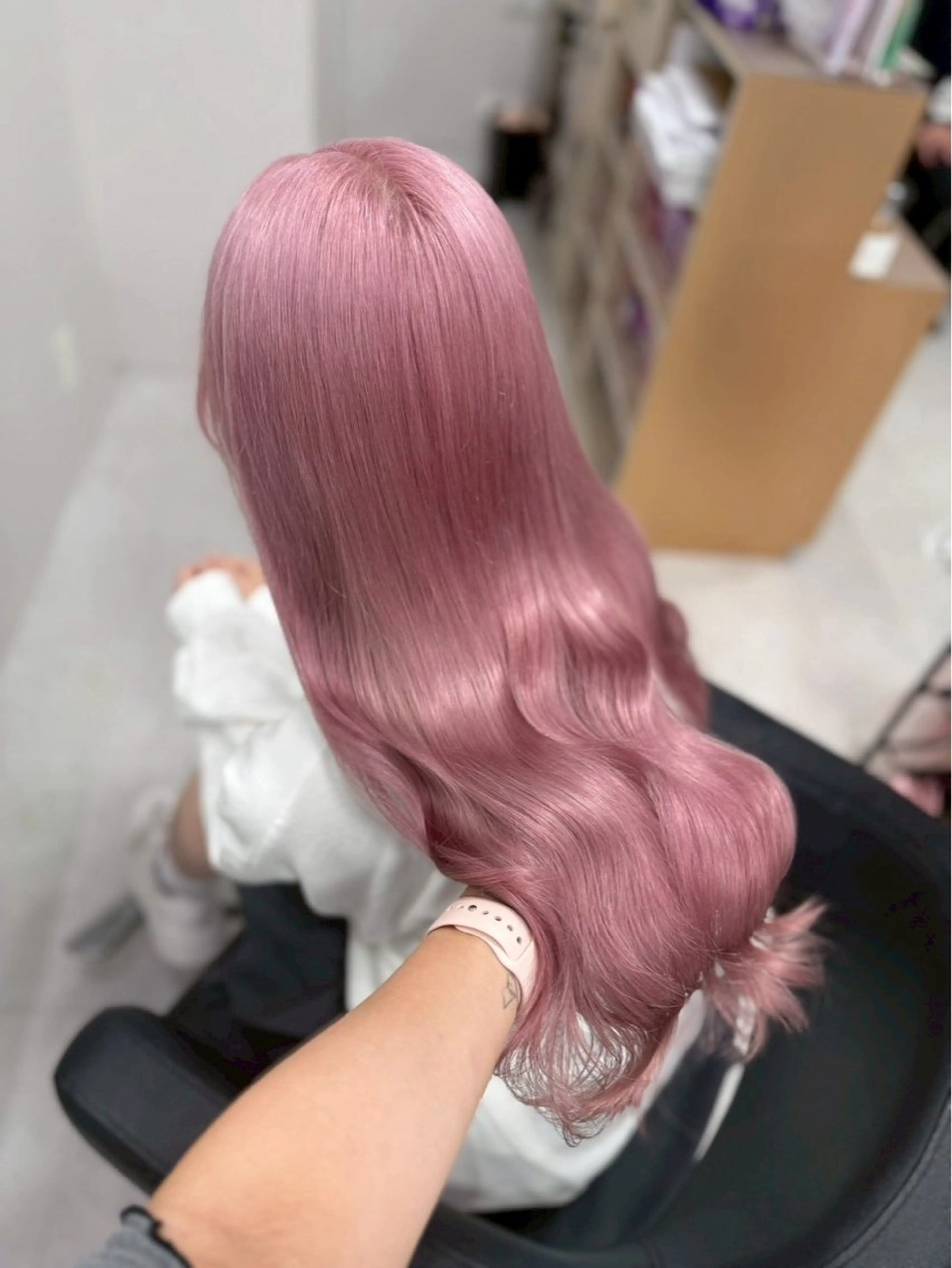 ロング カラー ブリーチ 透明感カラー ハイトーンカラー ヘアカラー ハイトーンカラー💞 くるみ🎀のヘアスタイル