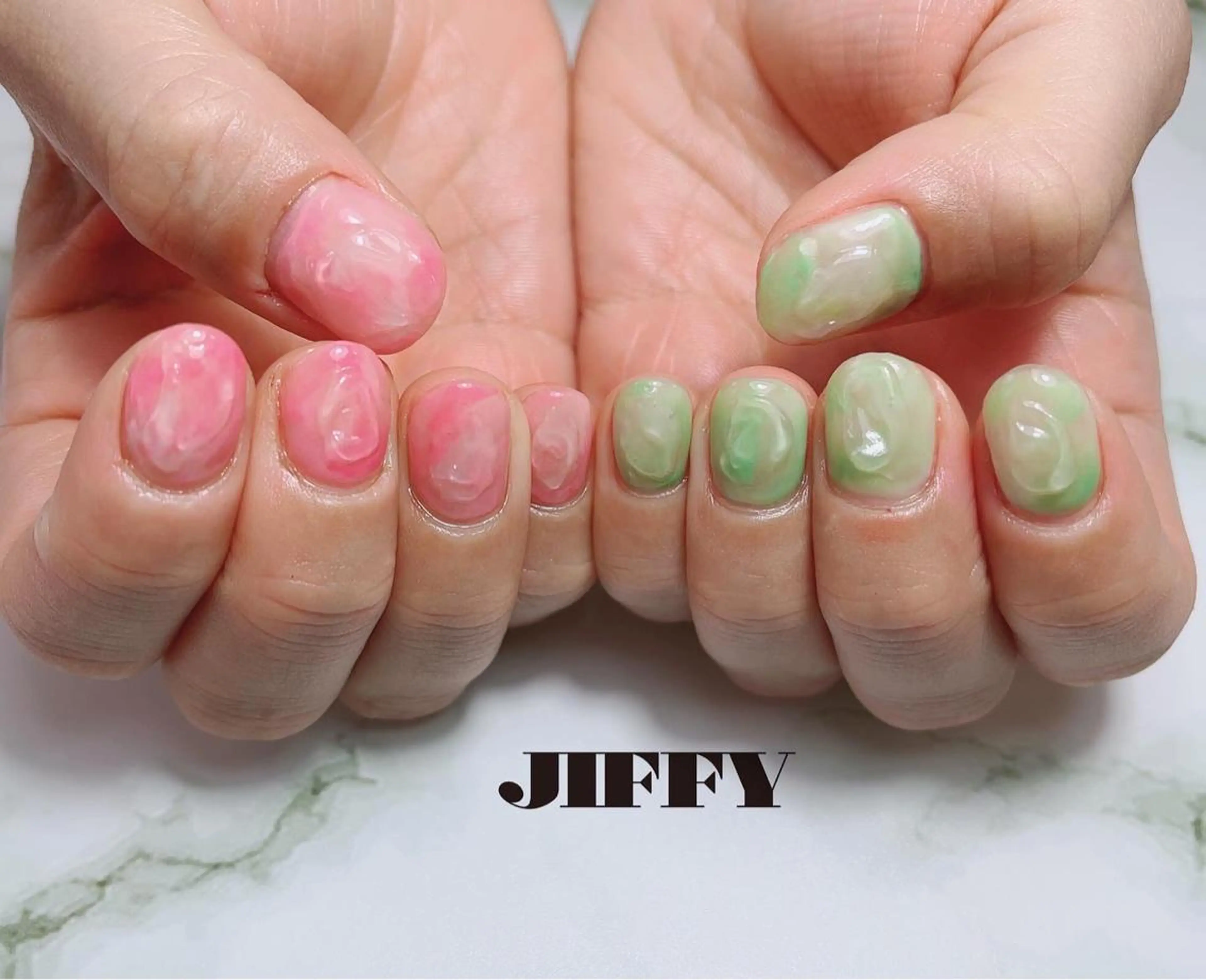 ネイル ニュアンスネイル JIFFY nailstudioのネイルデザイン